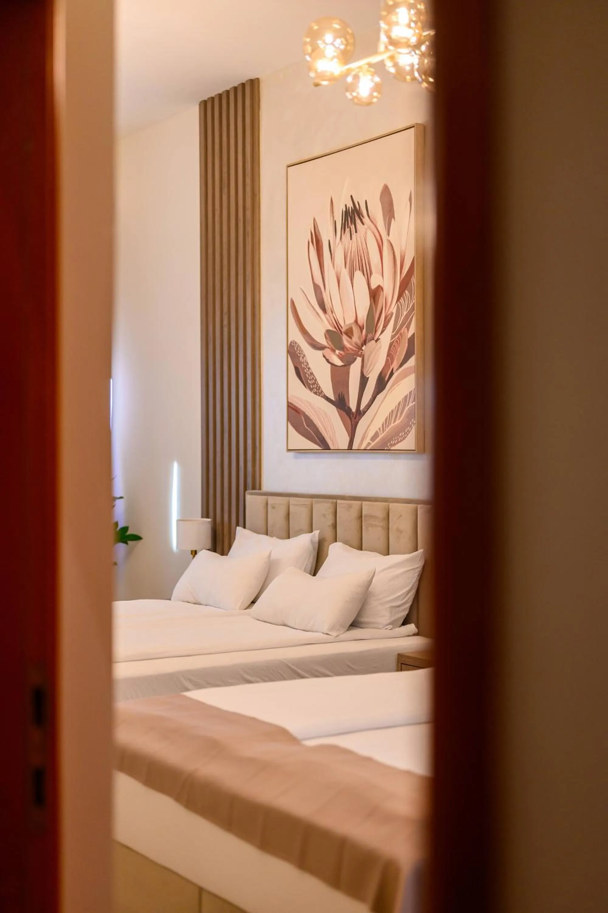 TV and multimedia, Bed in Hotel MB