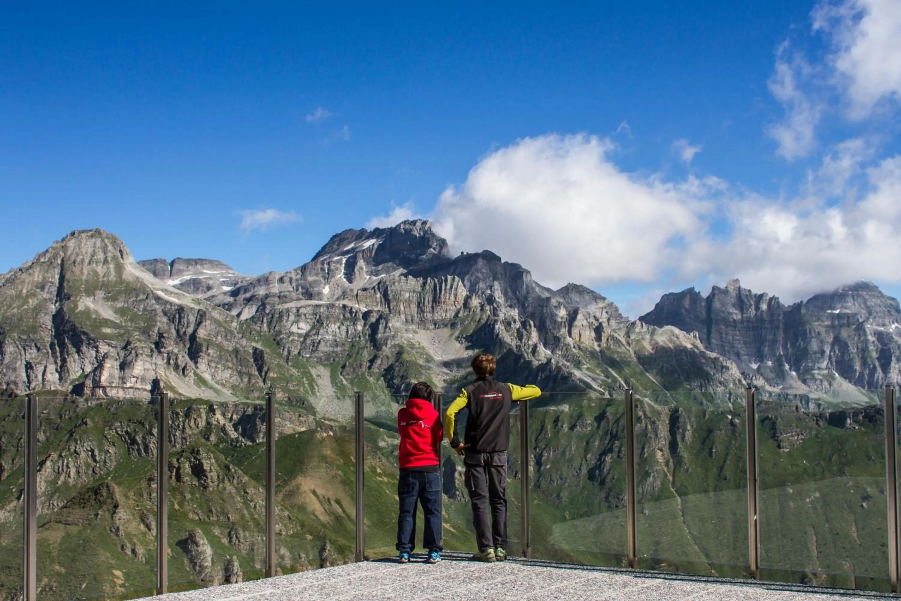 Hiking in Hotel La Vetta