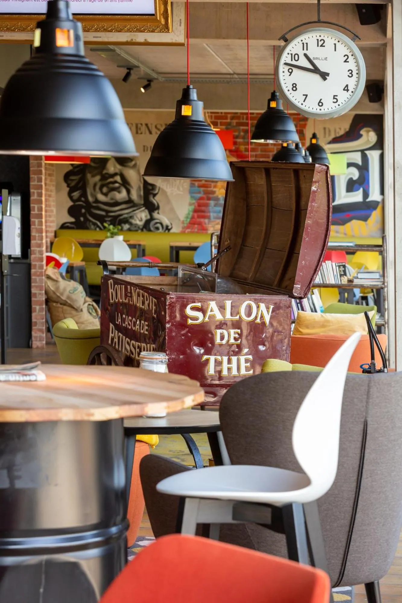 Lounge or bar in Lorraine Hôtel Nancy Ouest - Laxou