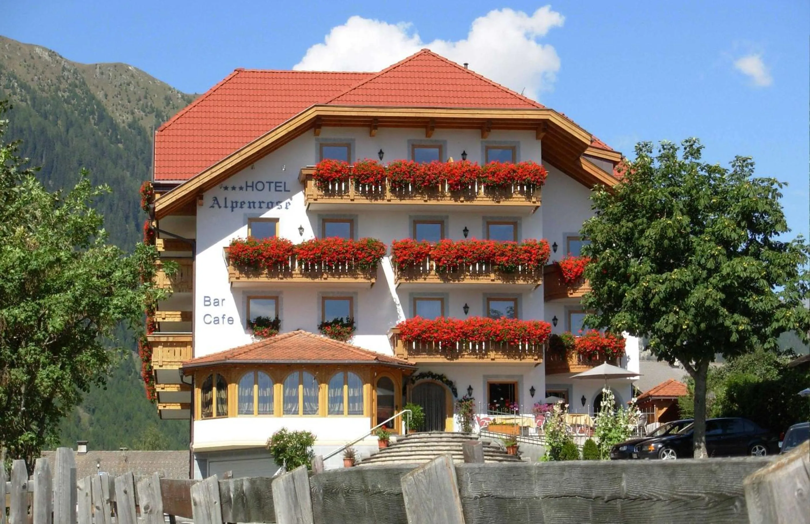 B&B Hotel Alpenrose Rooms & Apartments