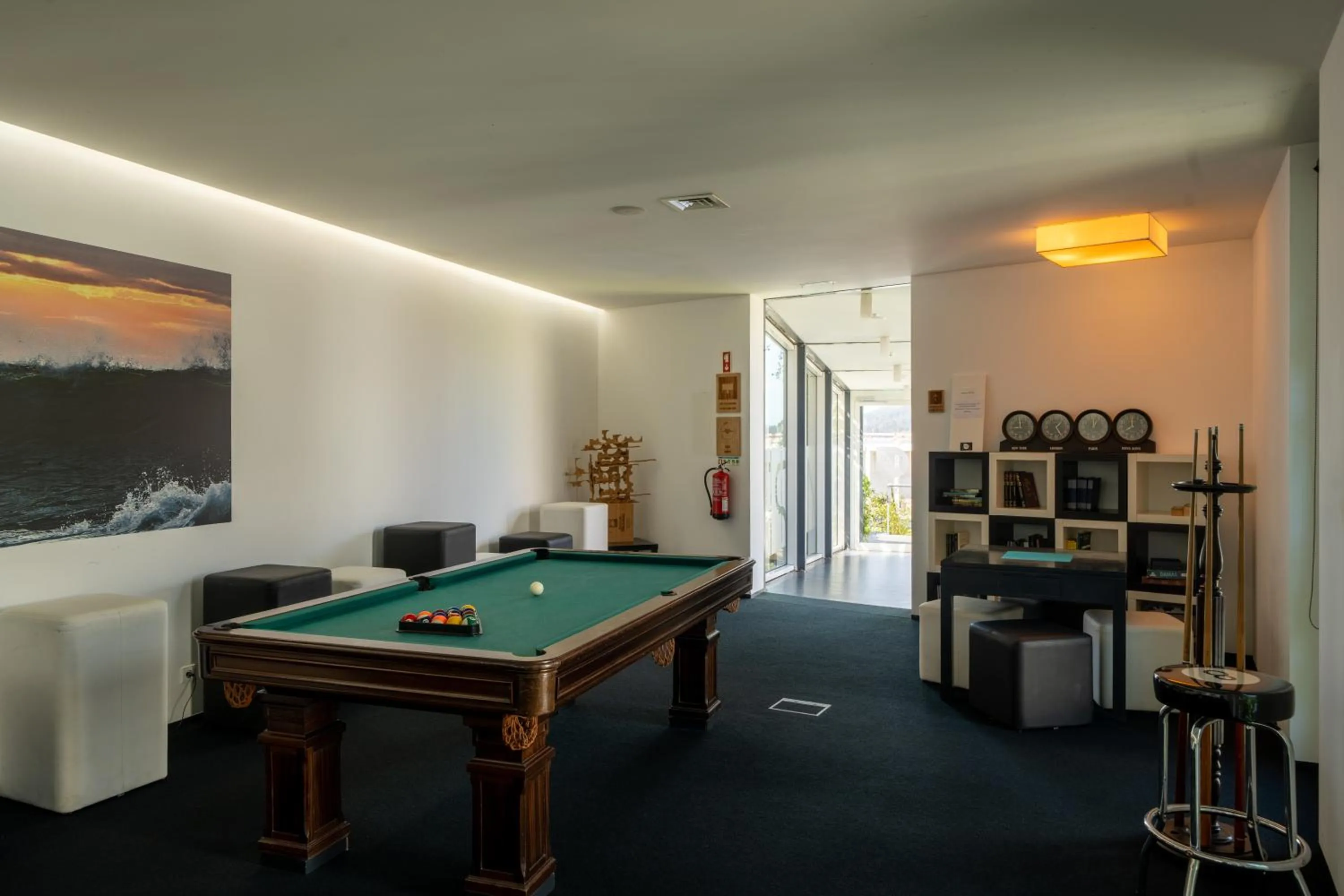 Billiard in Design & Wine Hotel