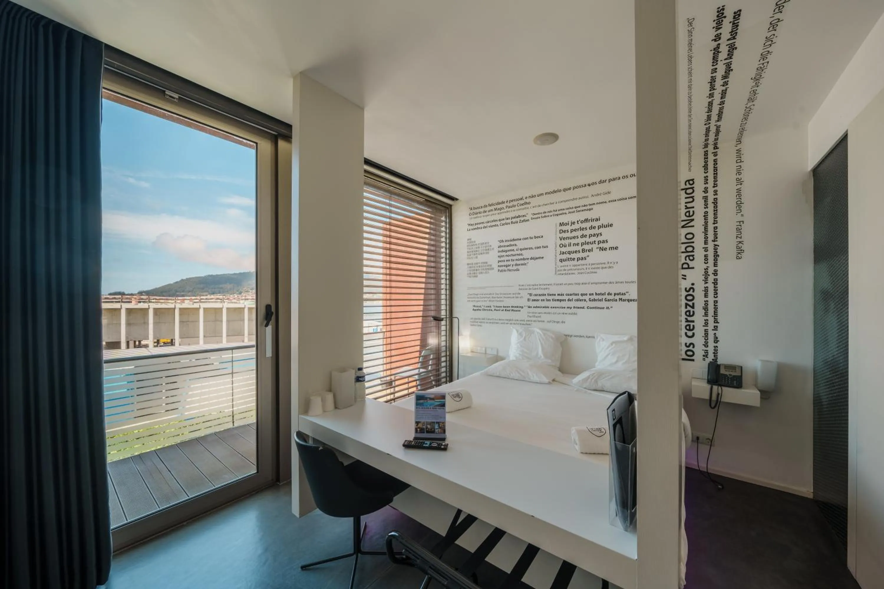 Natural landscape, Bed in Design & Wine Hotel