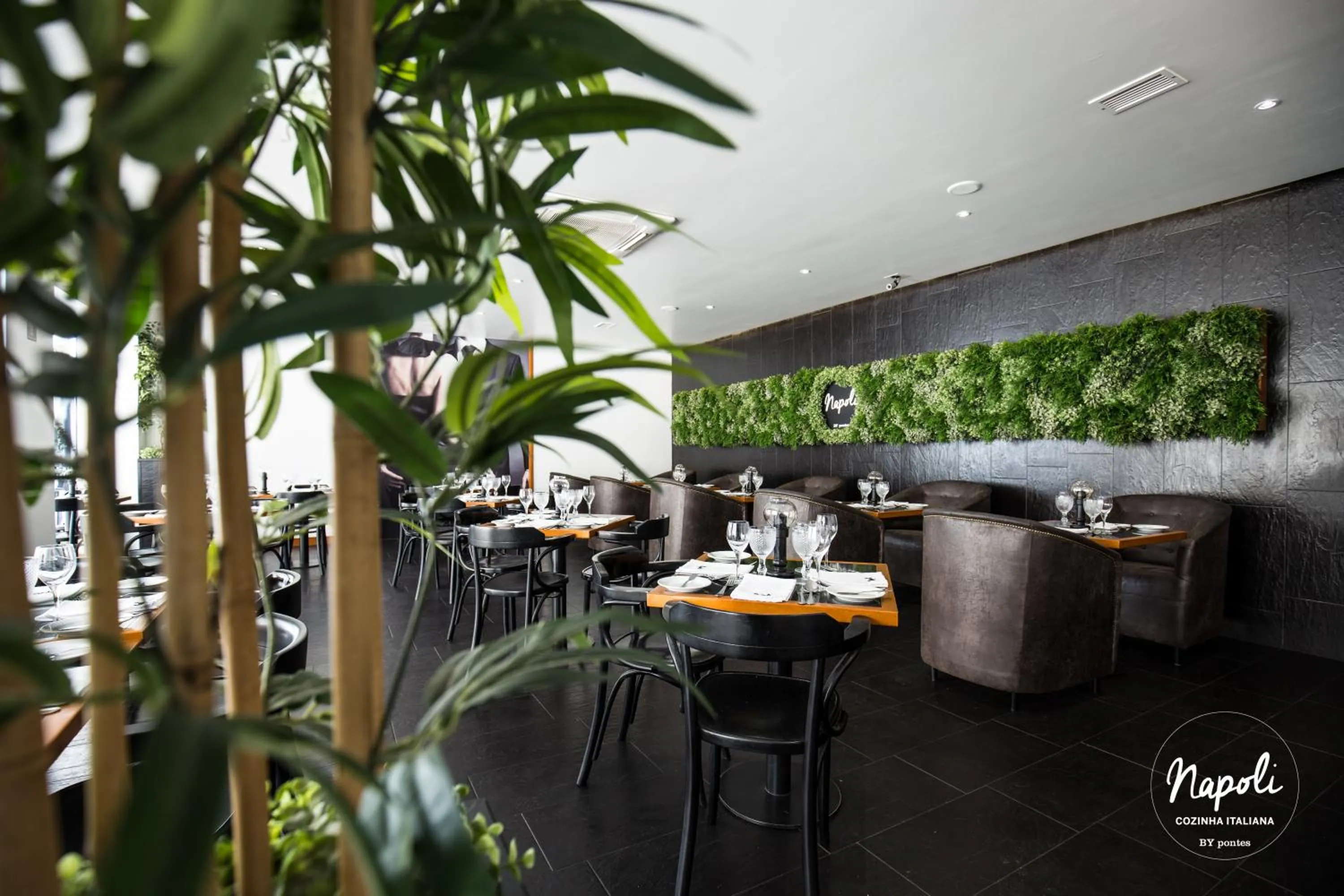 Restaurant/places to eat in Residencial Mar e Sol