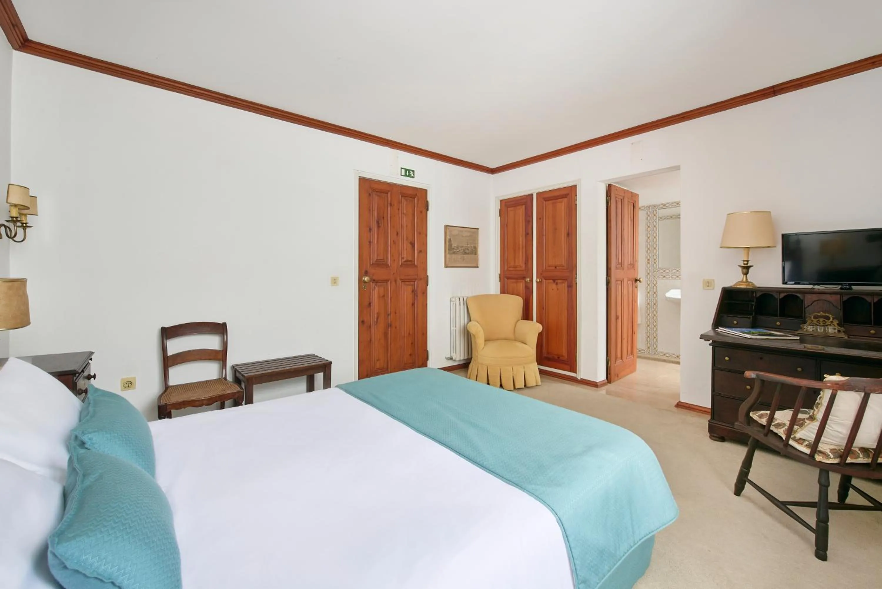 Bedroom, Bed in Quinta da Alcaidaria Mor