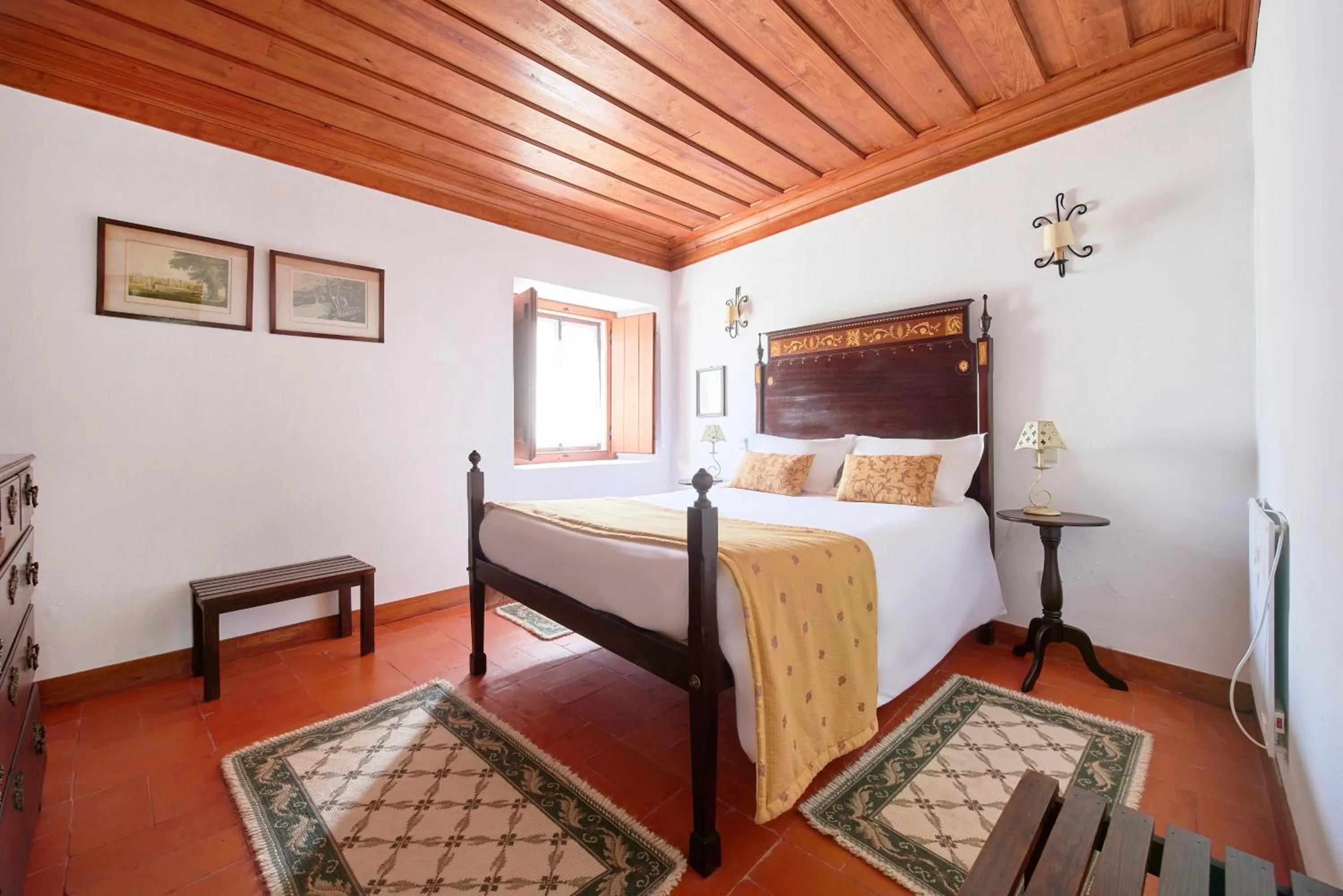 Bedroom, Bed in Quinta da Alcaidaria Mor
