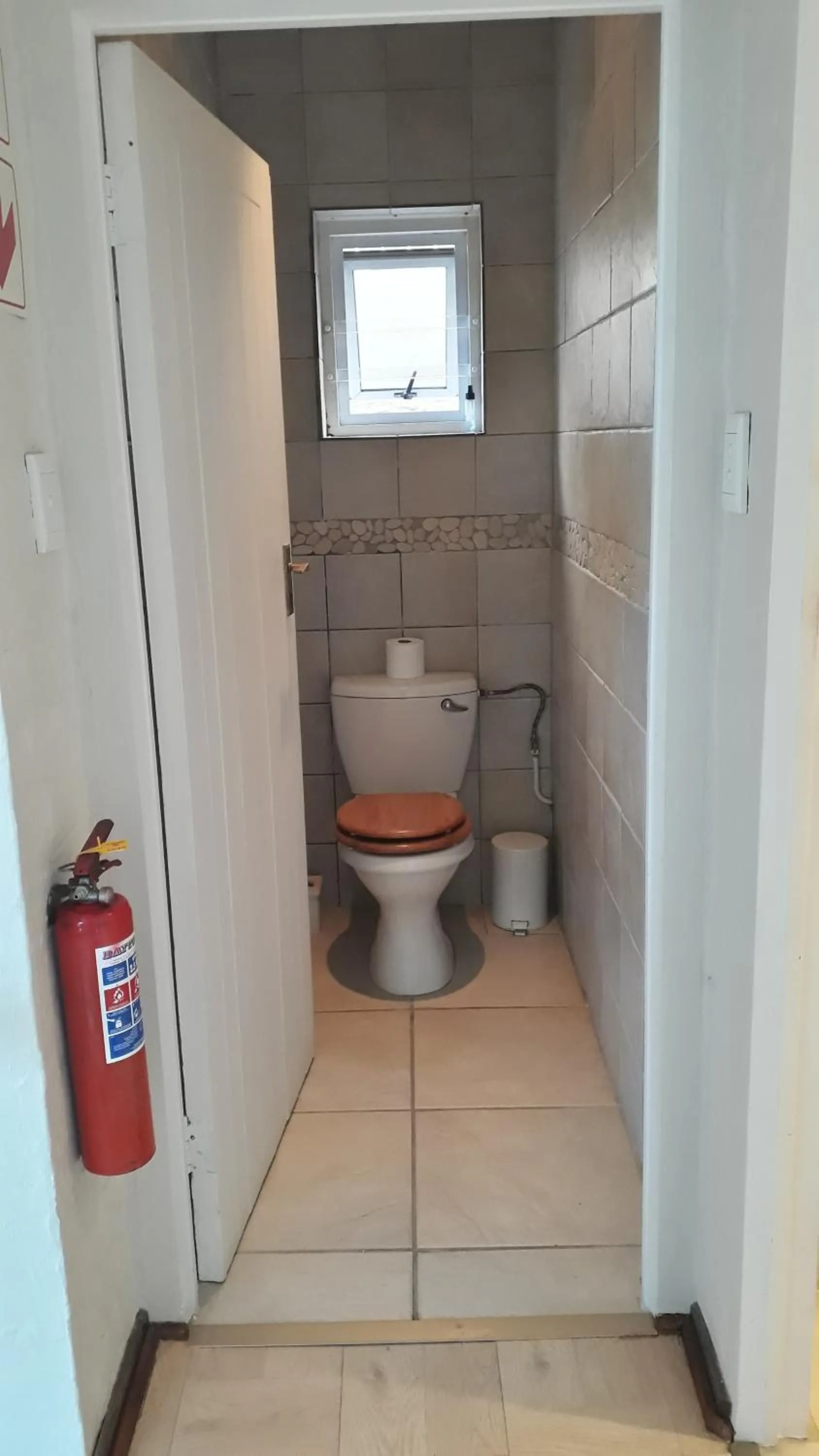 Toilet in Whales Way Ocean Retreat