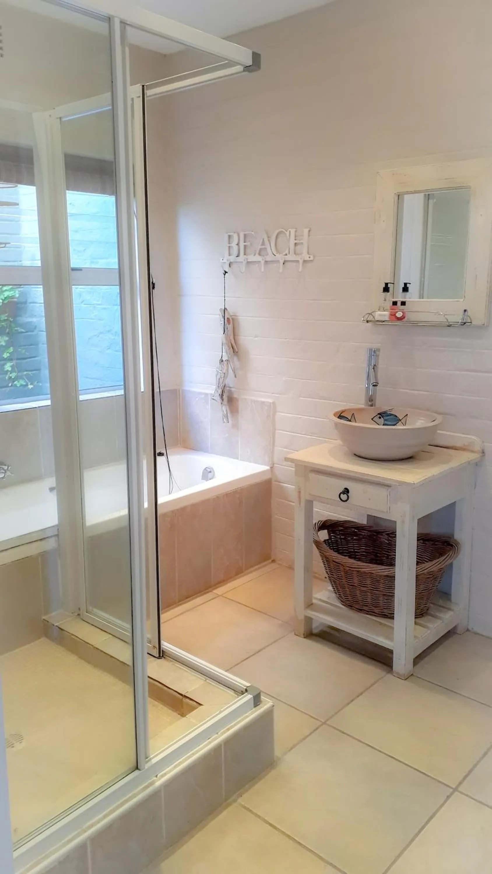 Bathroom in Whales Way Ocean Retreat