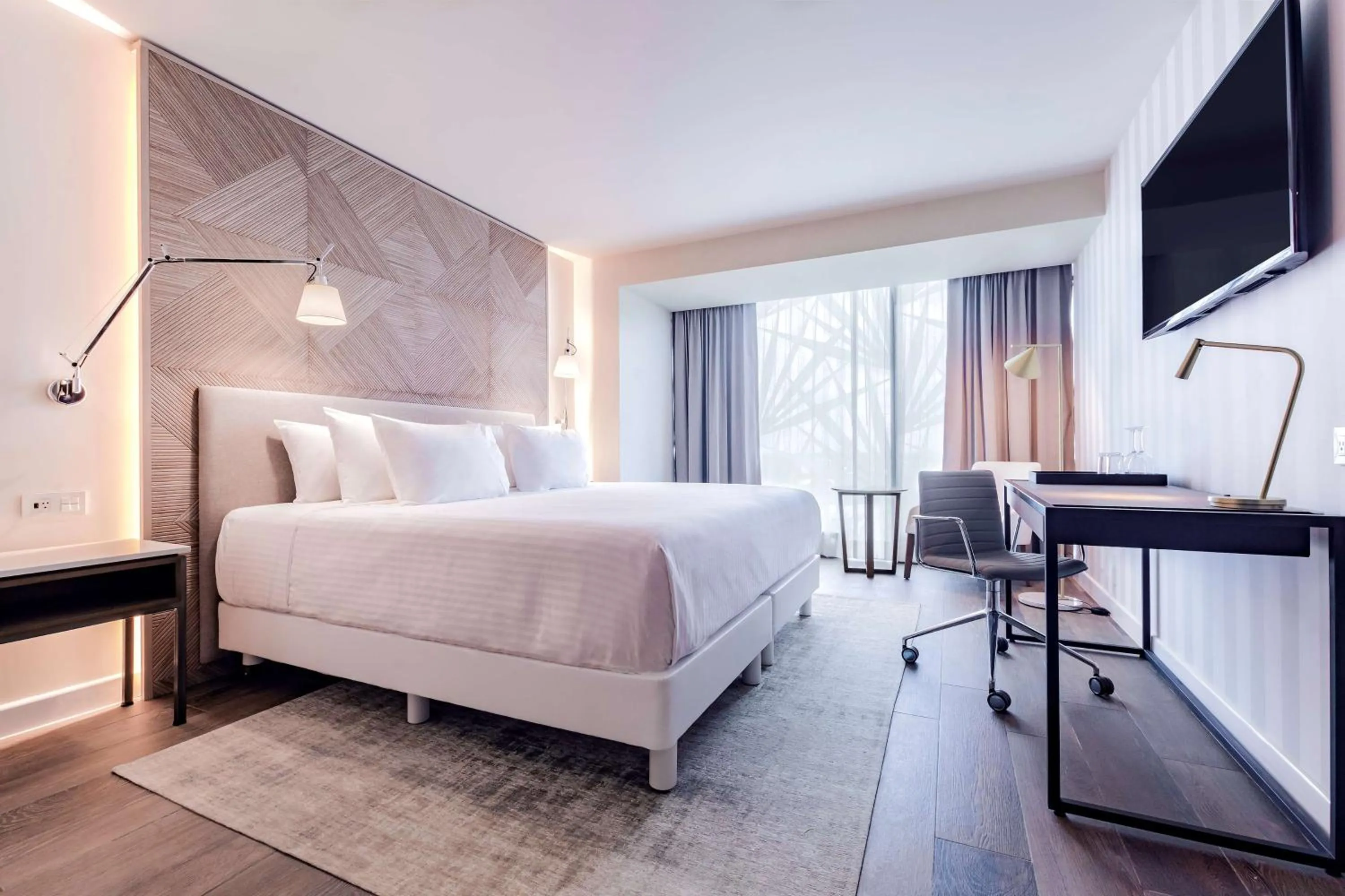 Bedroom, Bed in NH Collection Merida Paseo Montejo