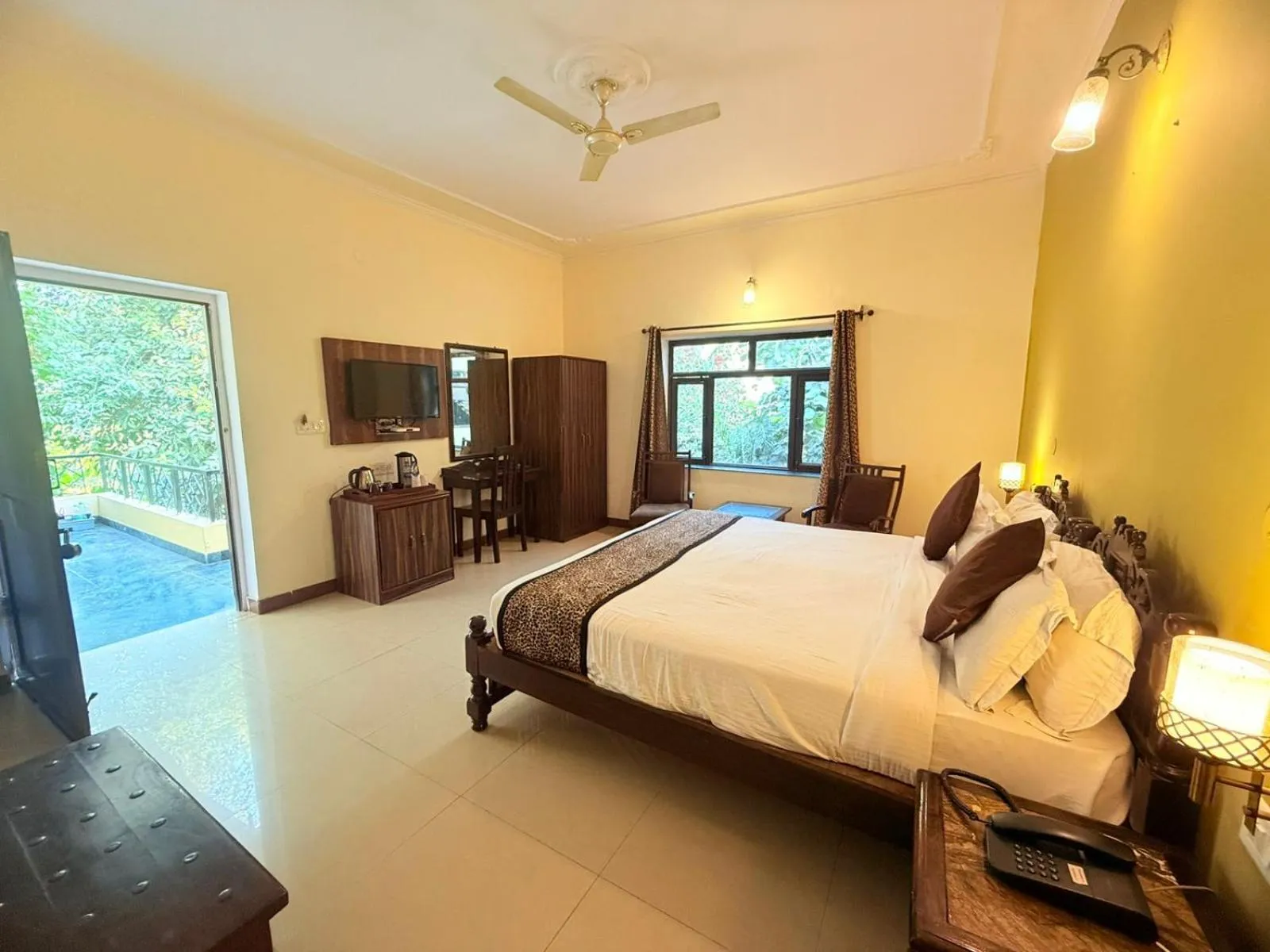 Bedroom, Bed in Raj Palace Resort