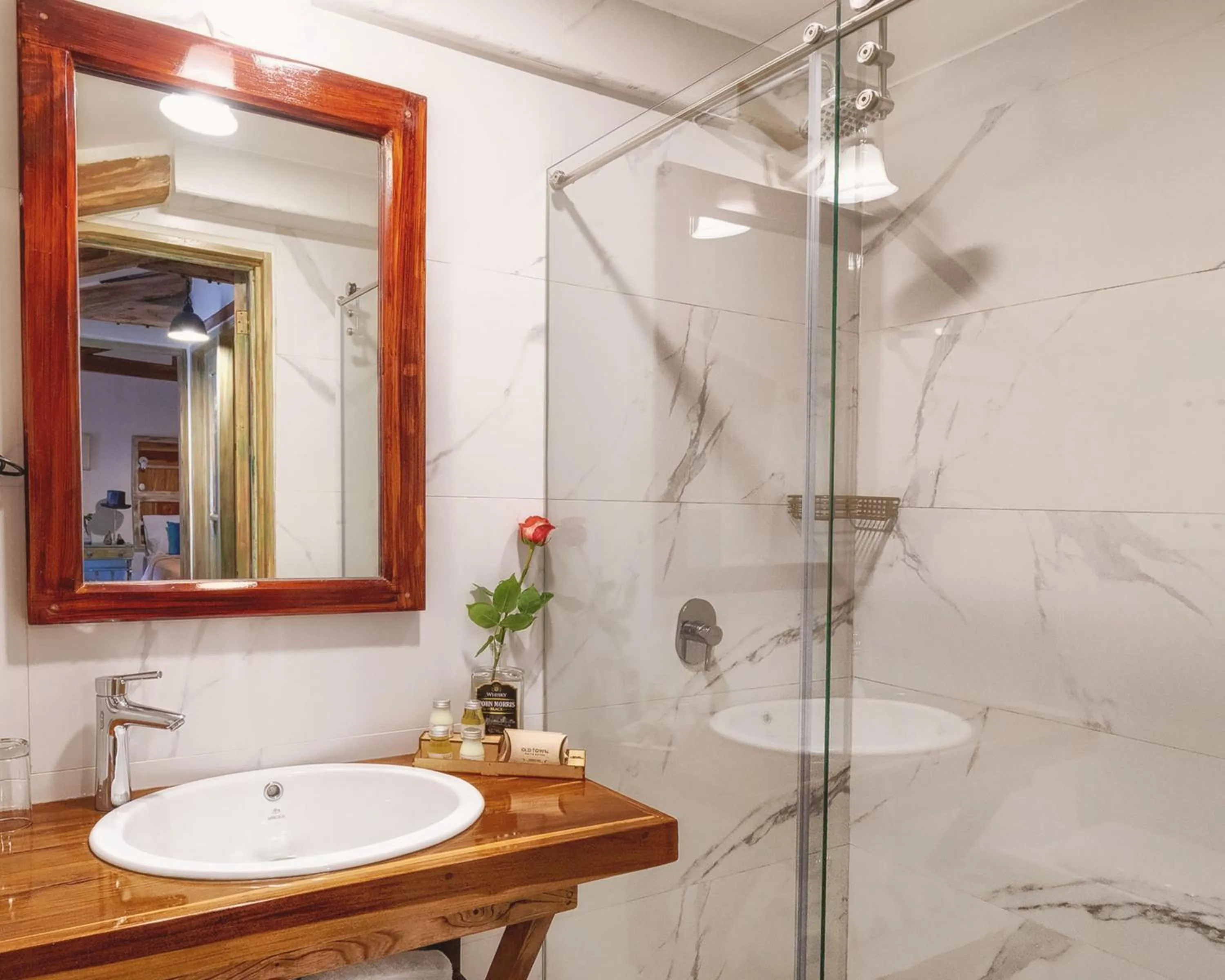 Bathroom in Old Town Quito Suites, Heritage Hotel, Historic center