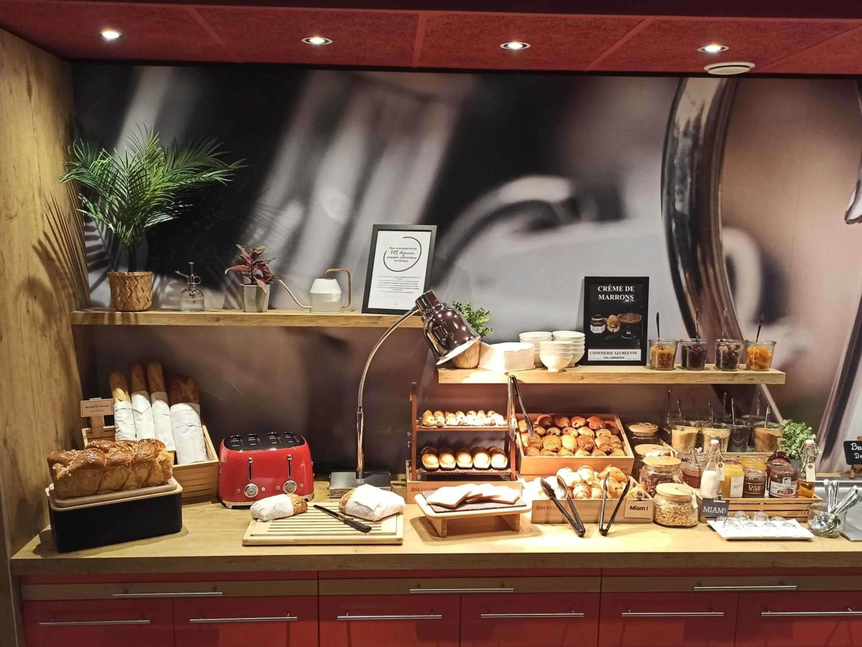 Breakfast in ibis Toulon La Seyne sur Mer