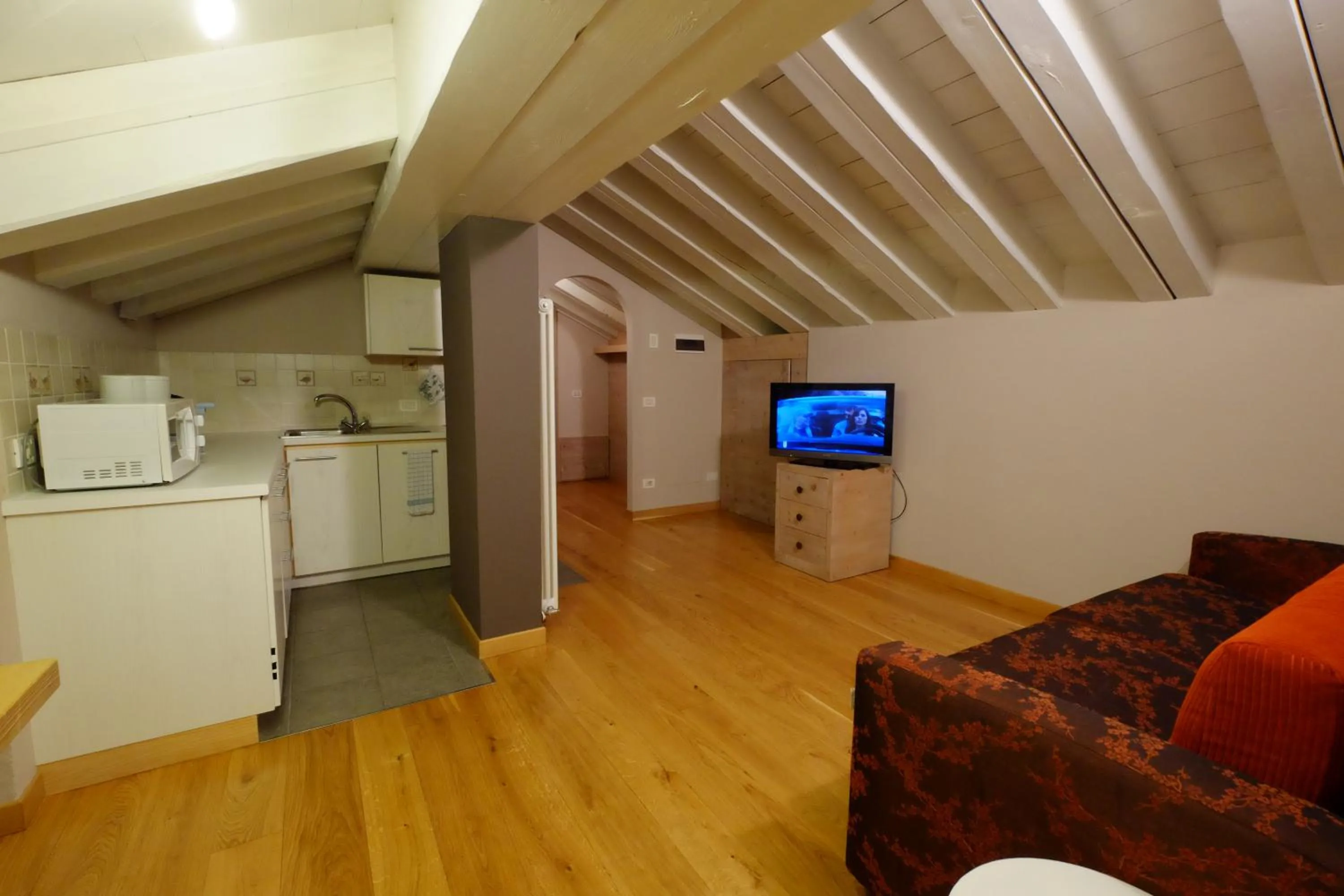 Kitchen or kitchenette in Chalet C'Est La Vie