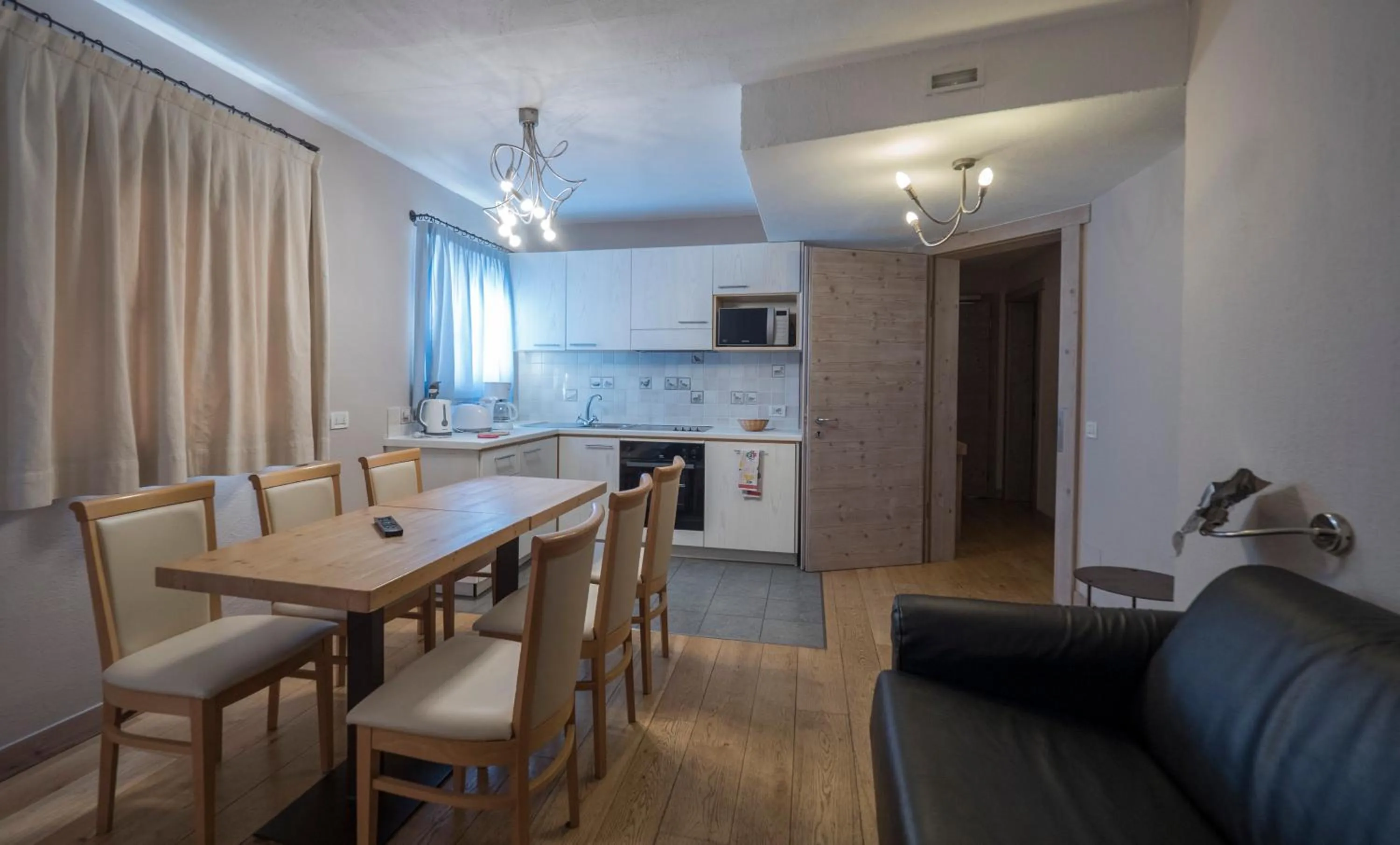 Kitchen or kitchenette in Chalet C'Est La Vie