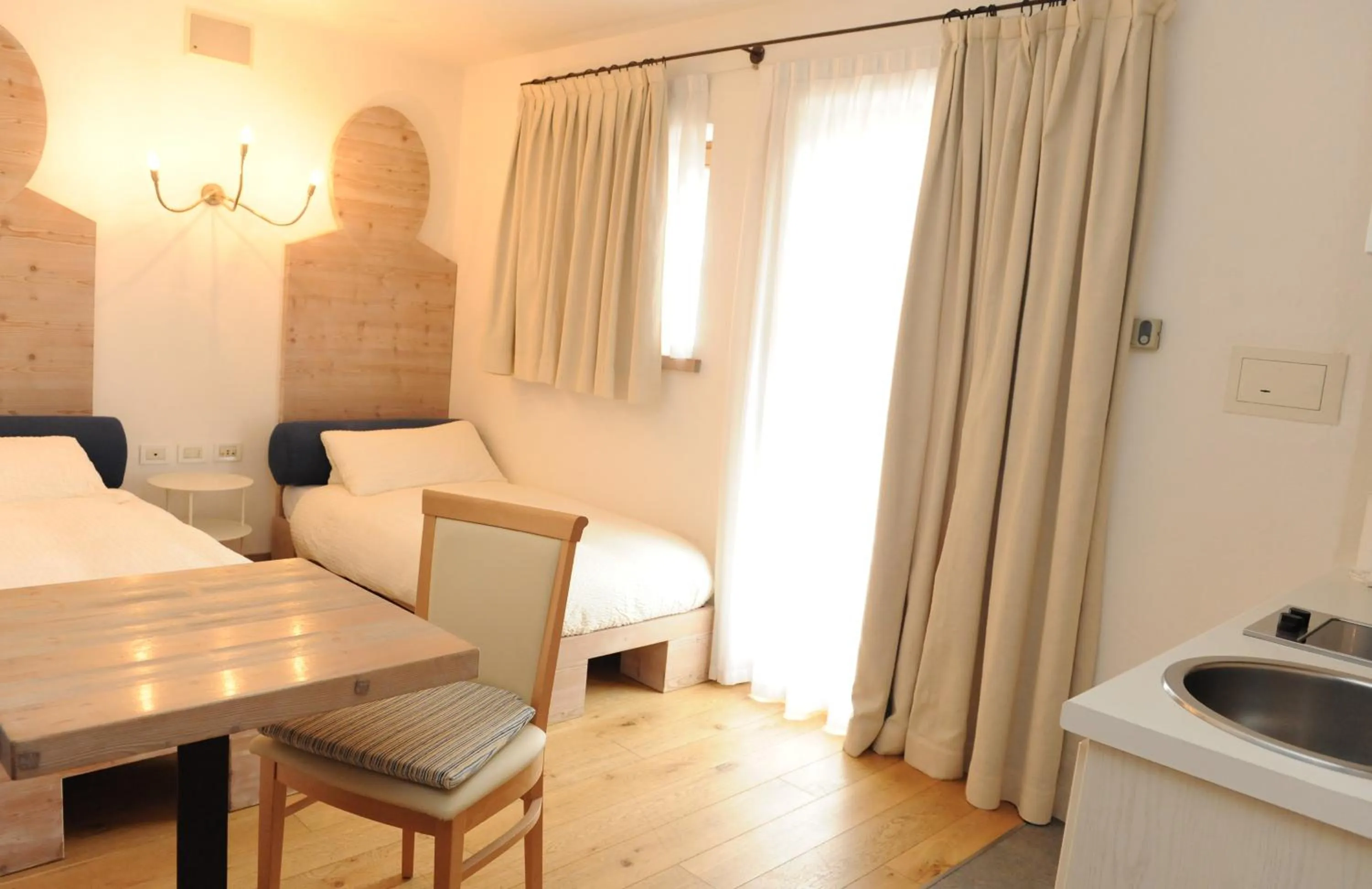 Bedroom, Bed in Chalet C'Est La Vie