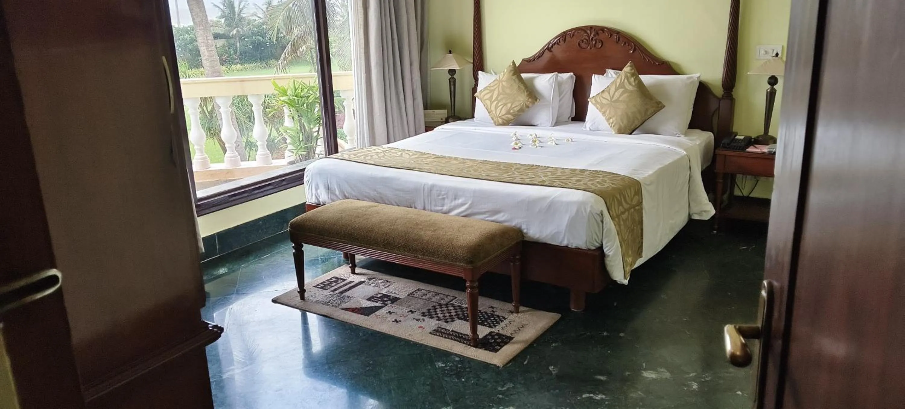 Bed in The Hans Coco Palms