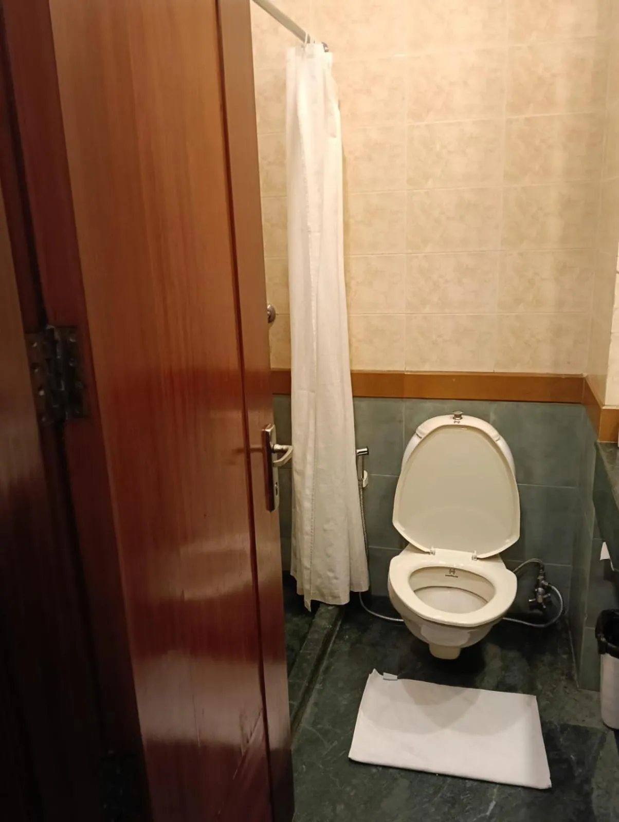 Toilet in The Hans Coco Palms