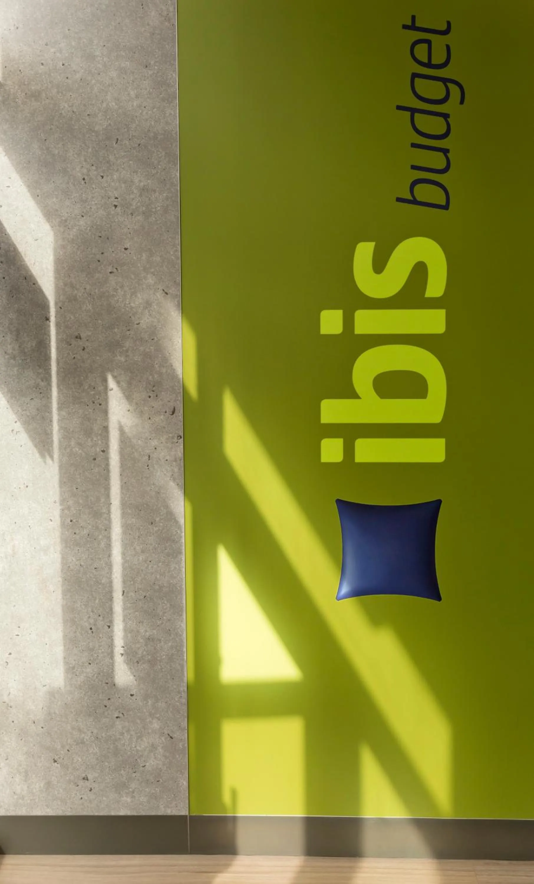 Decorative detail in Ibis Budget Saint Malo Centre