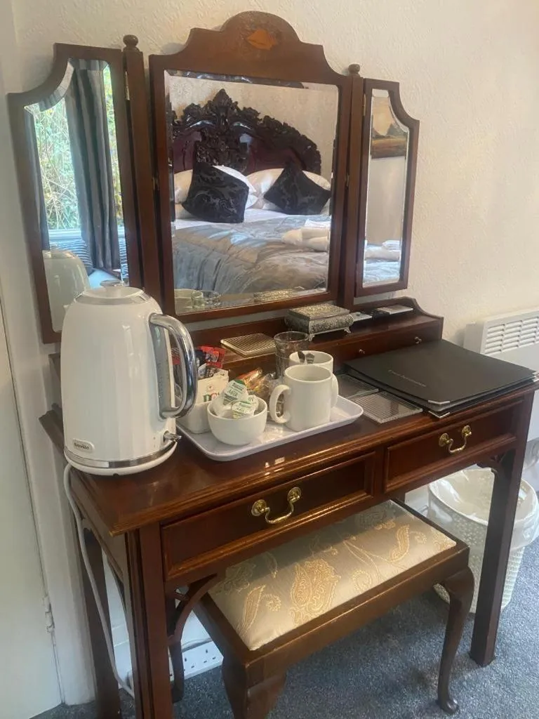 Bedroom in The North Cliff Hotel