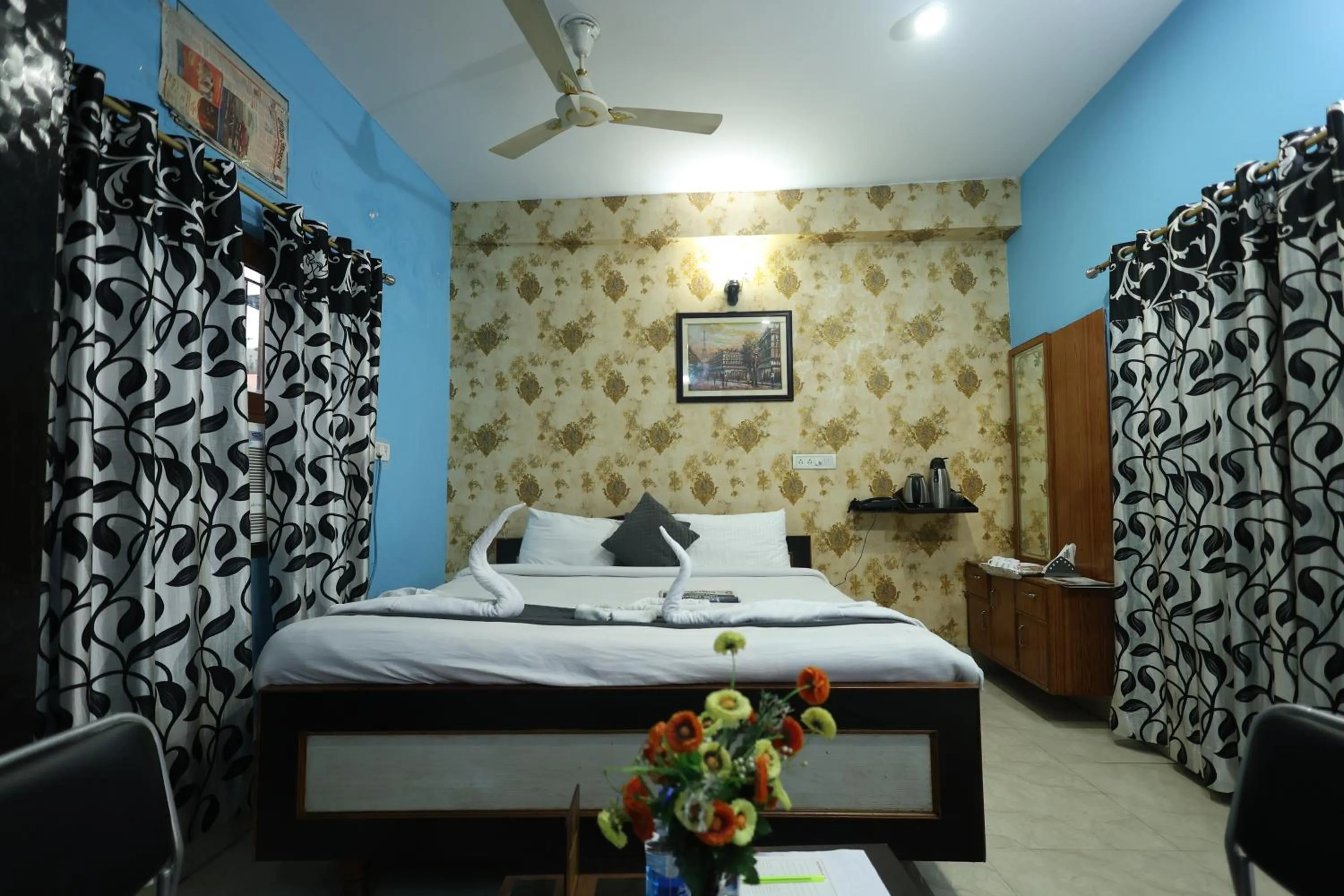 Bed in Hotel Anand LOK