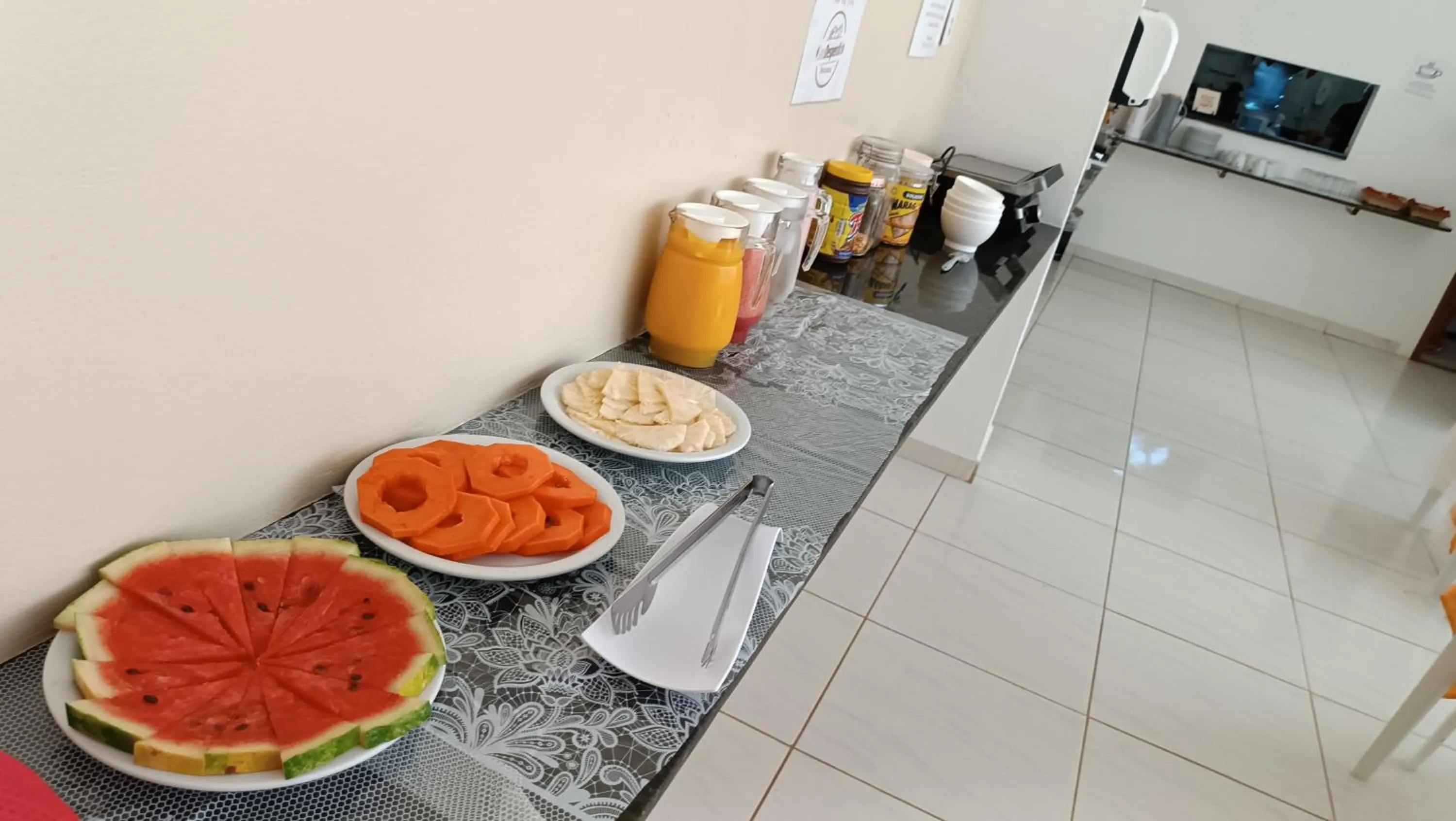 Buffet breakfast in Pousada Canto dos Corais