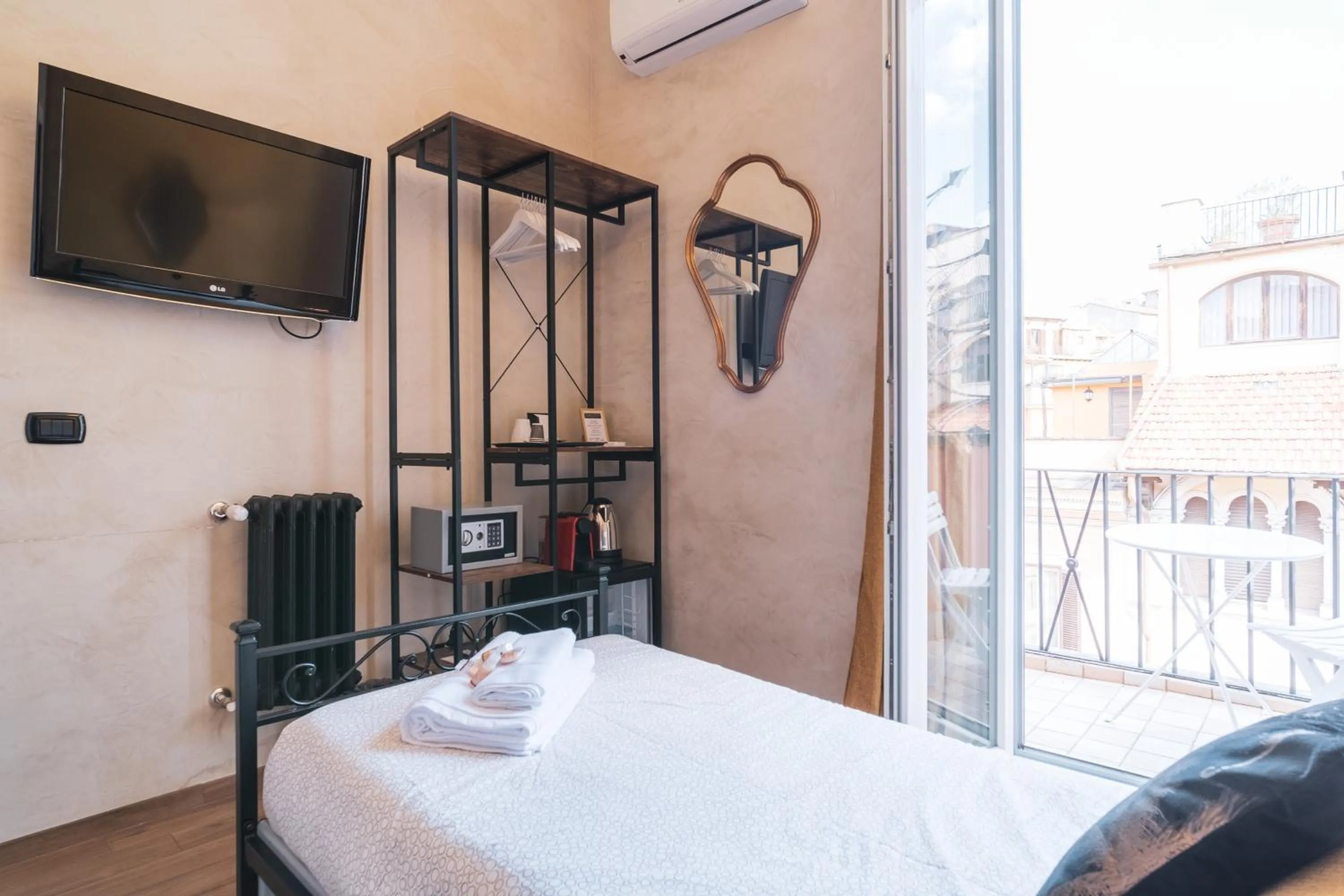 Bed in Golden Rooms Piazza di Spagna