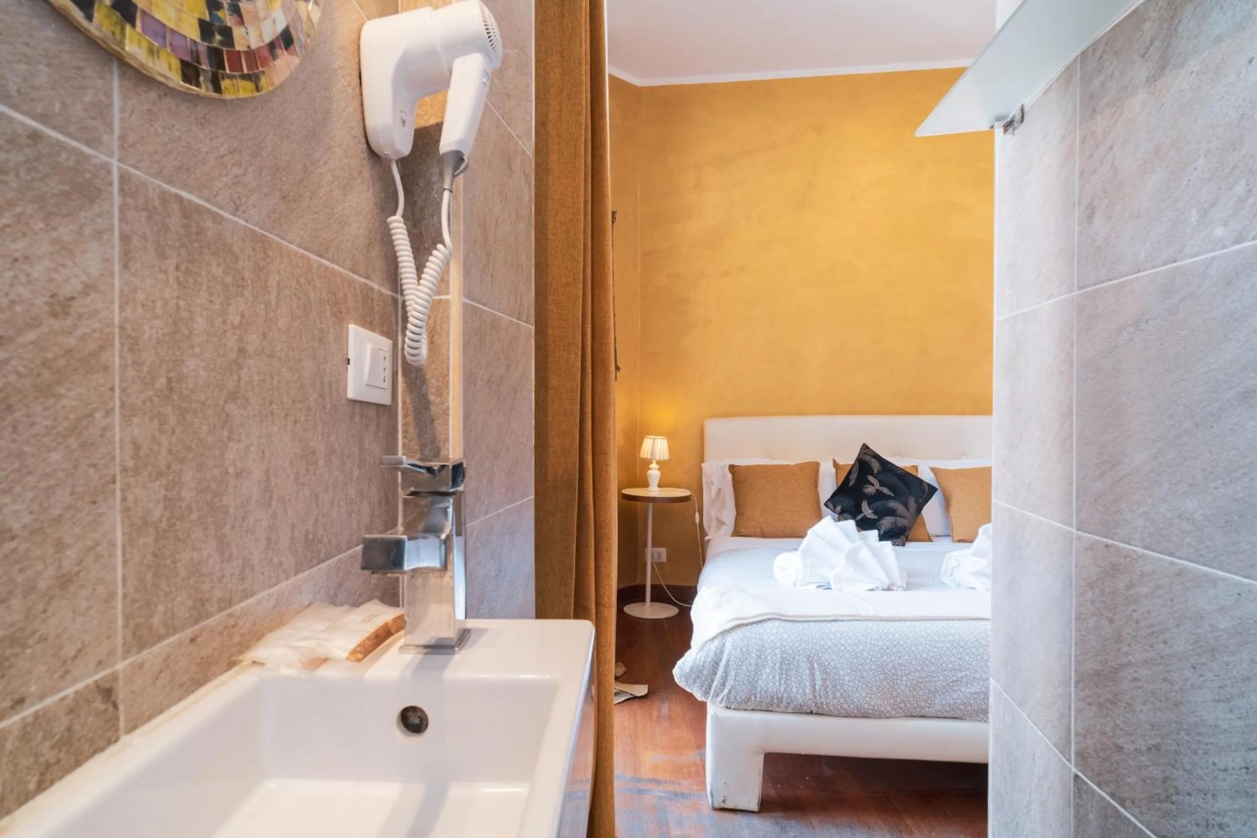 Bed in Golden Rooms Piazza di Spagna