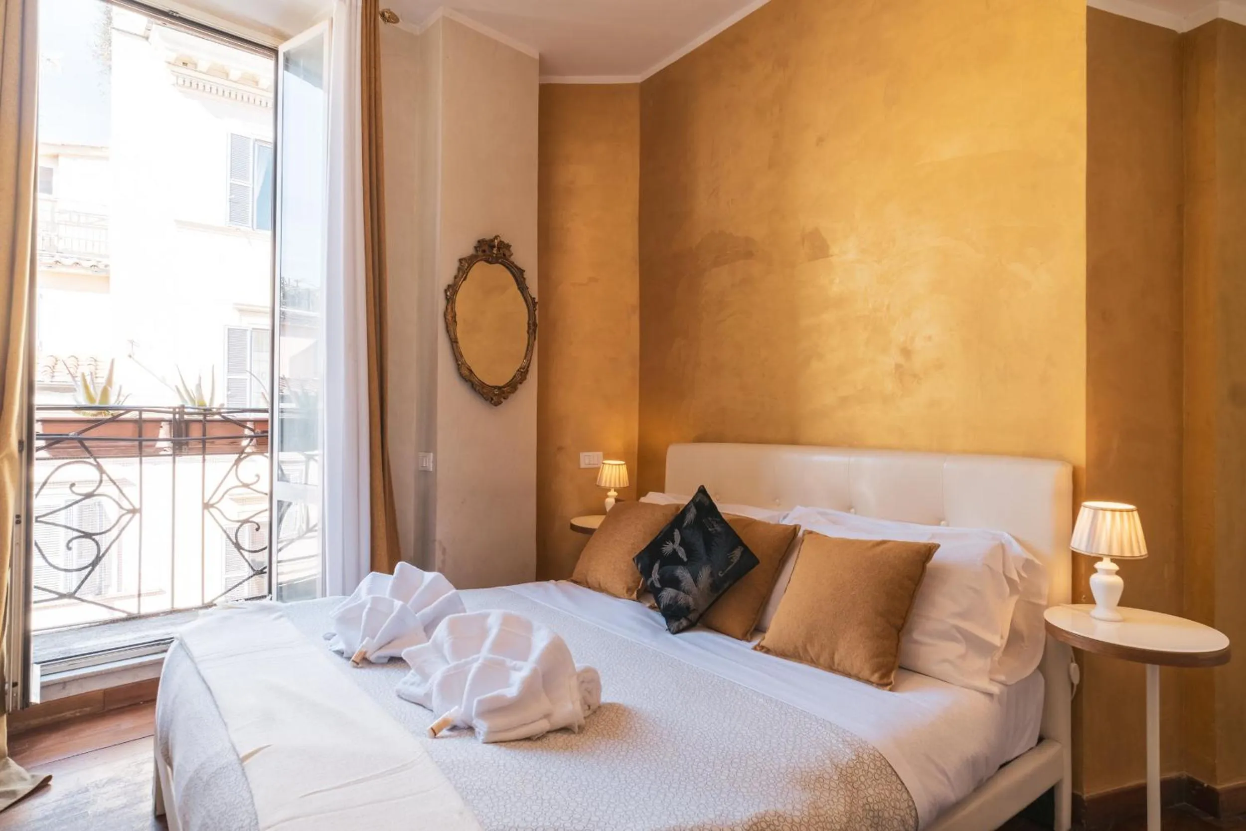 Bed in Golden Rooms Piazza di Spagna