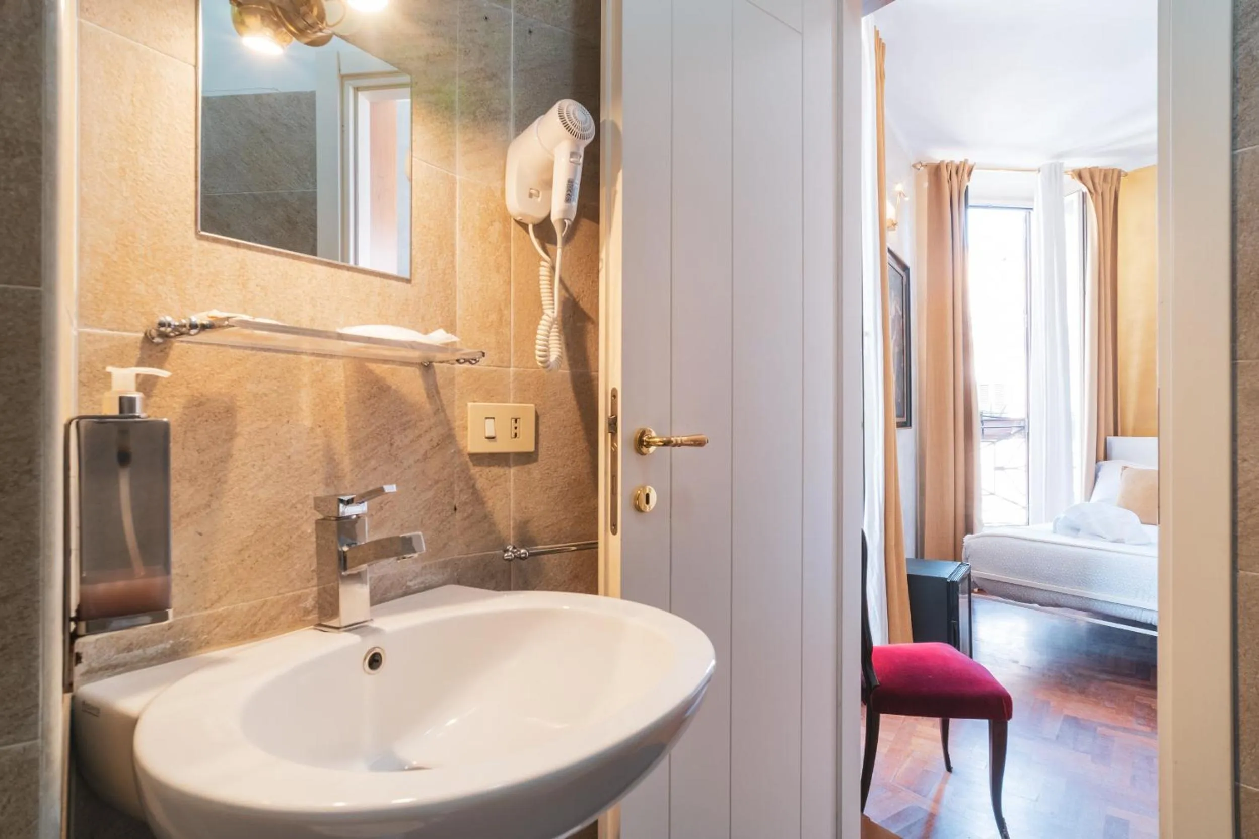 Bed in Golden Rooms Piazza di Spagna