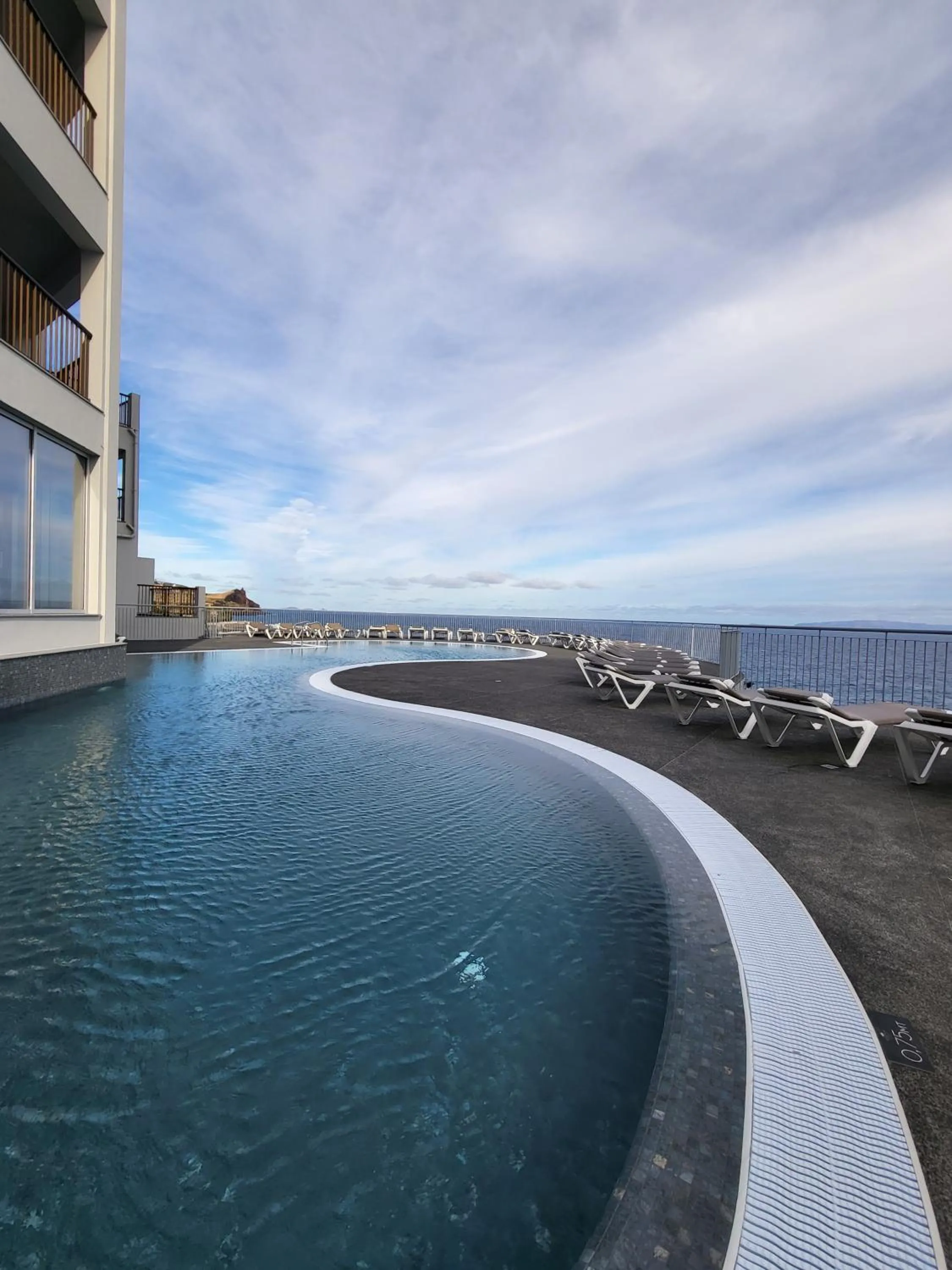 Swimming pool in Hotel Royal Orchid