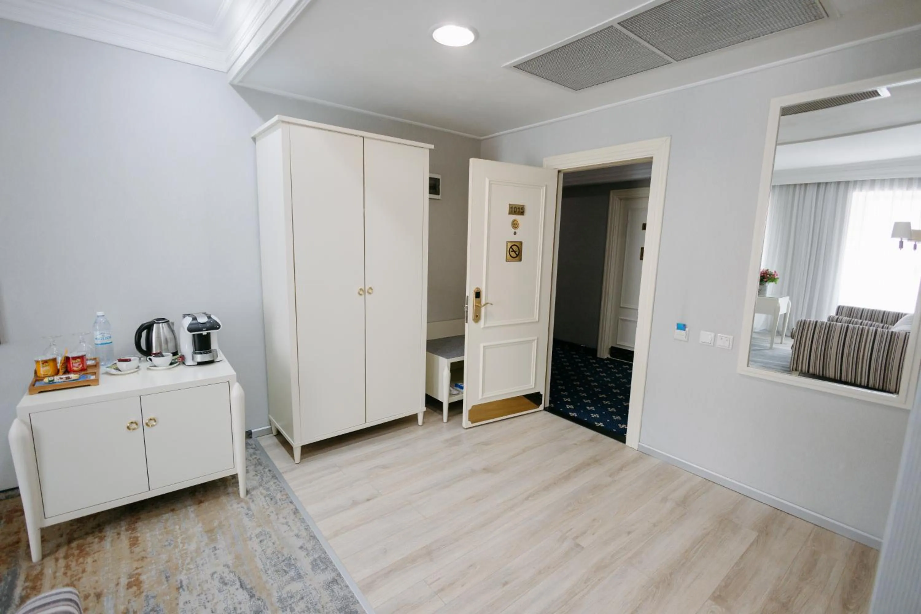 Photo of the whole room in Kazzhol Hotel Astana