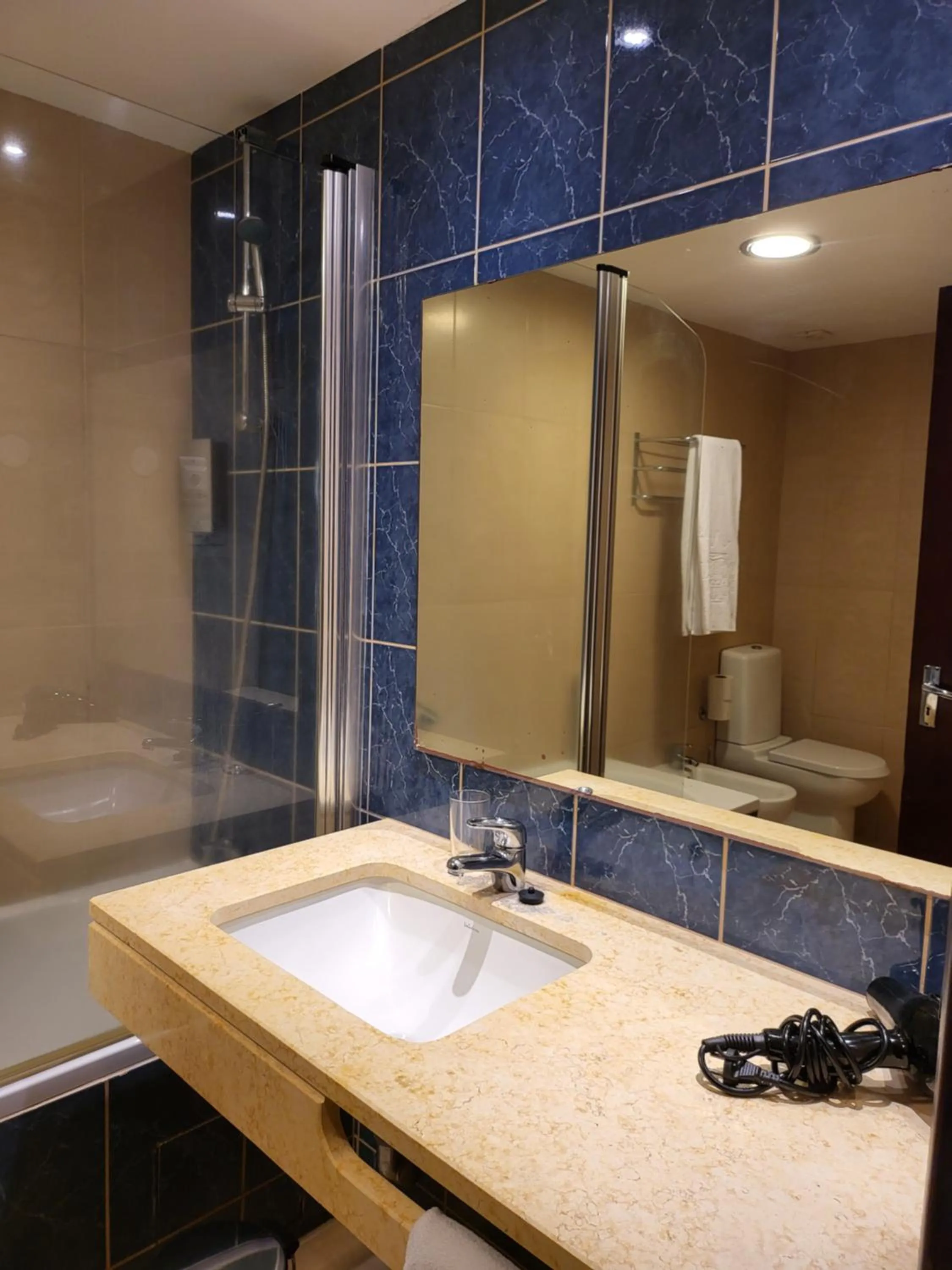 Bedroom in Hotel Roca Mar