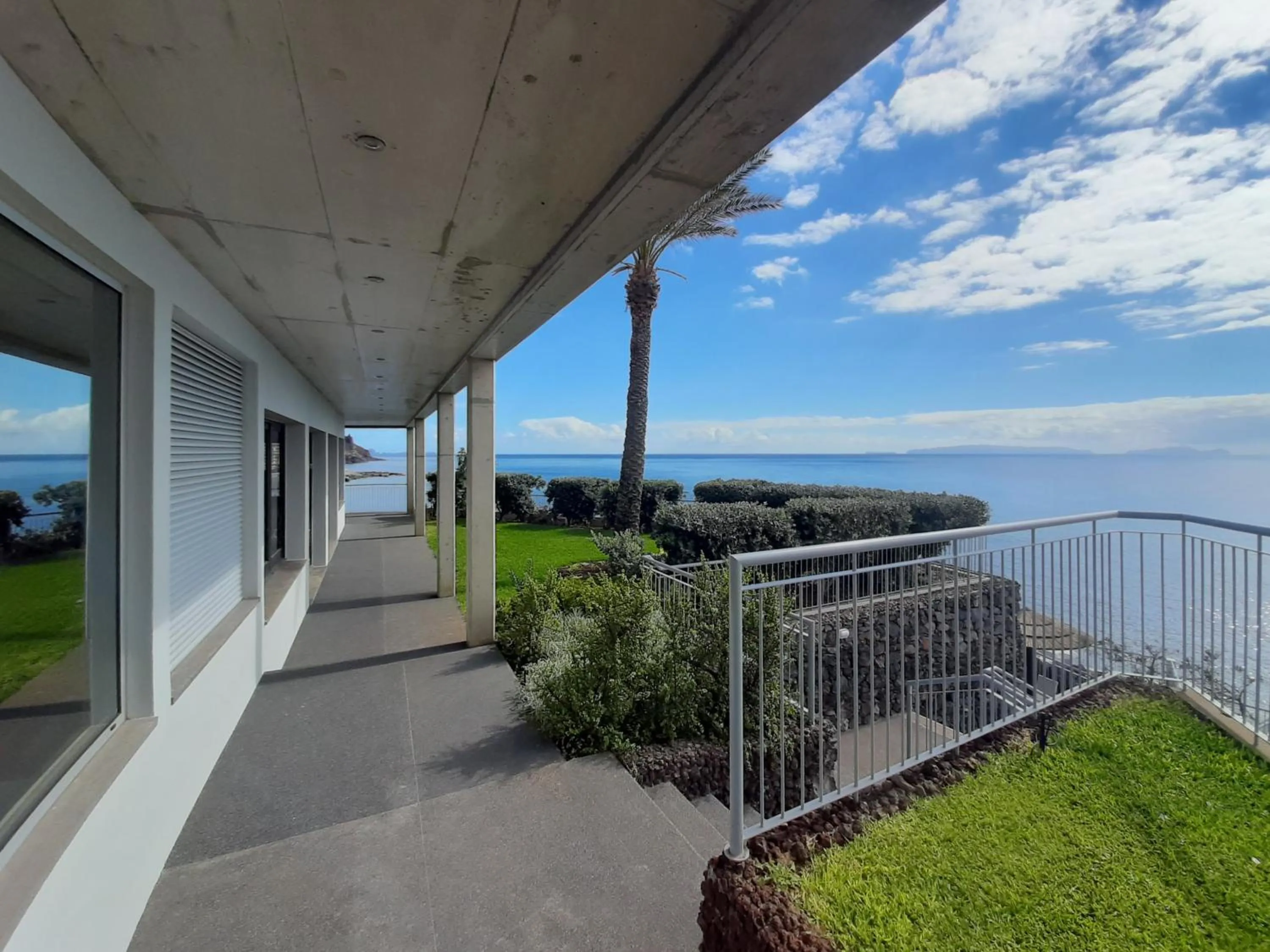 Area and facilities in Hotel Roca Mar