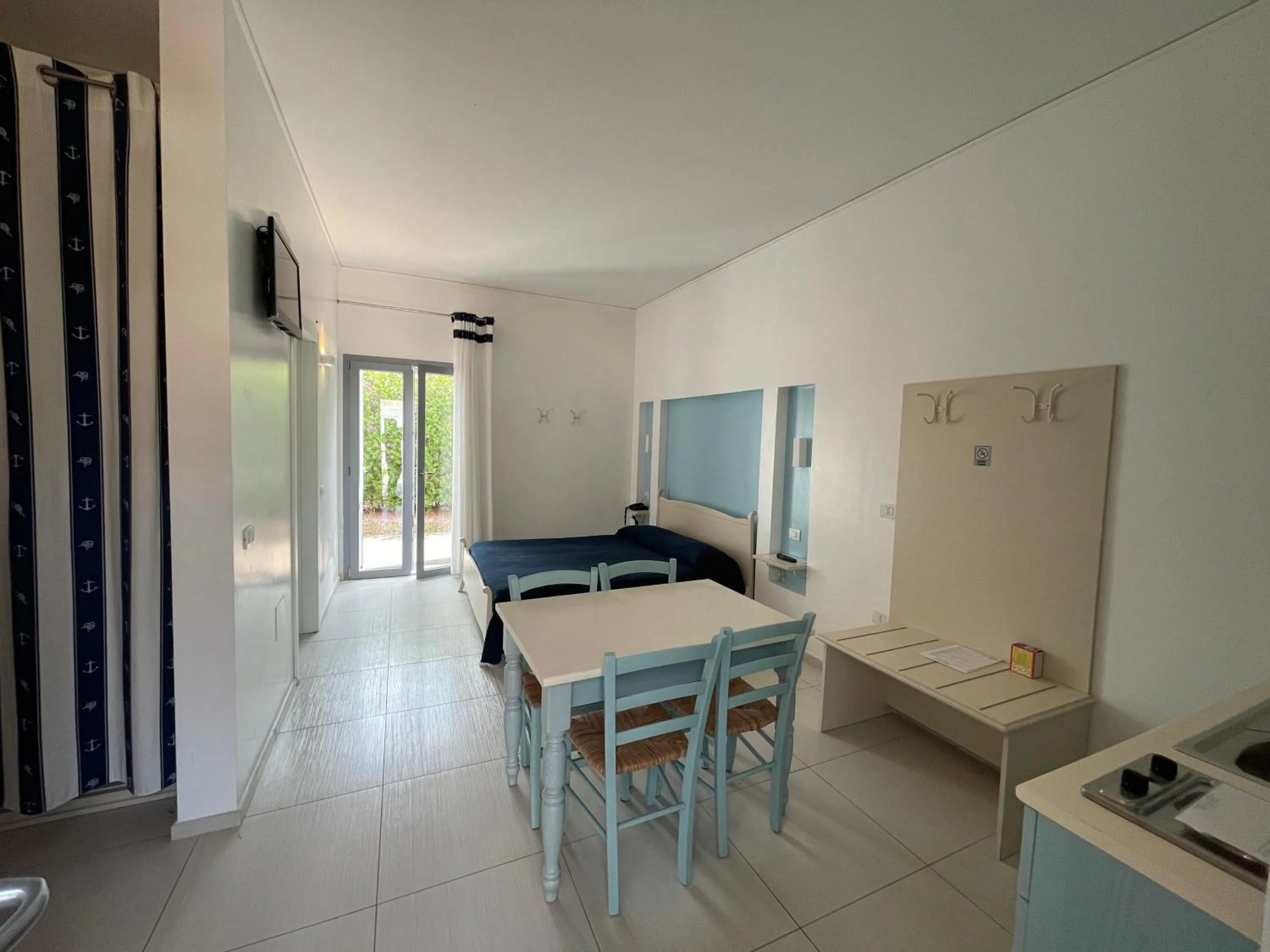 Dining area in Baia Sangiorgio Hotel & Beach Club