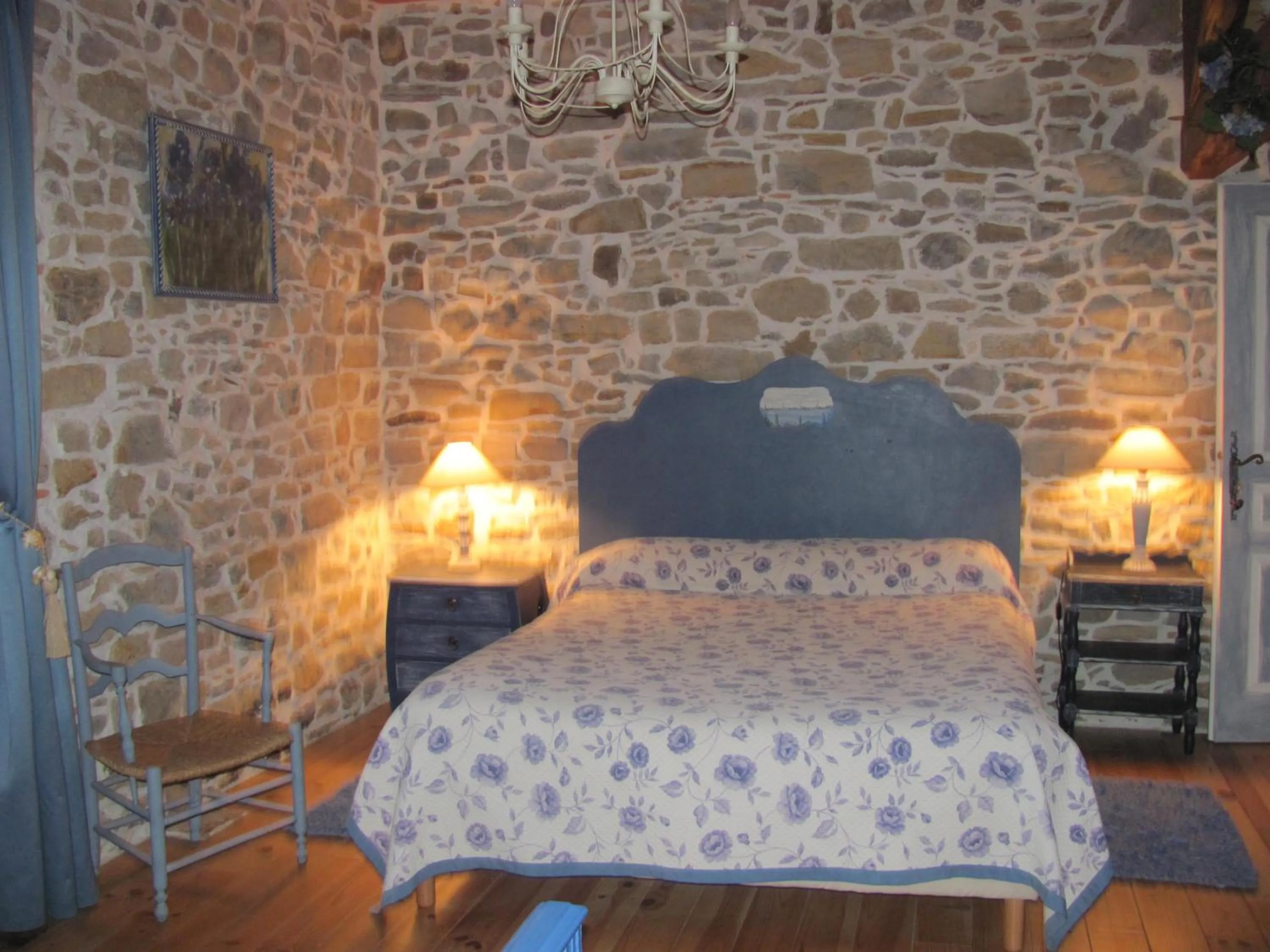 Photo of the whole room, Bed in Chambres d'Hôtes Gelous