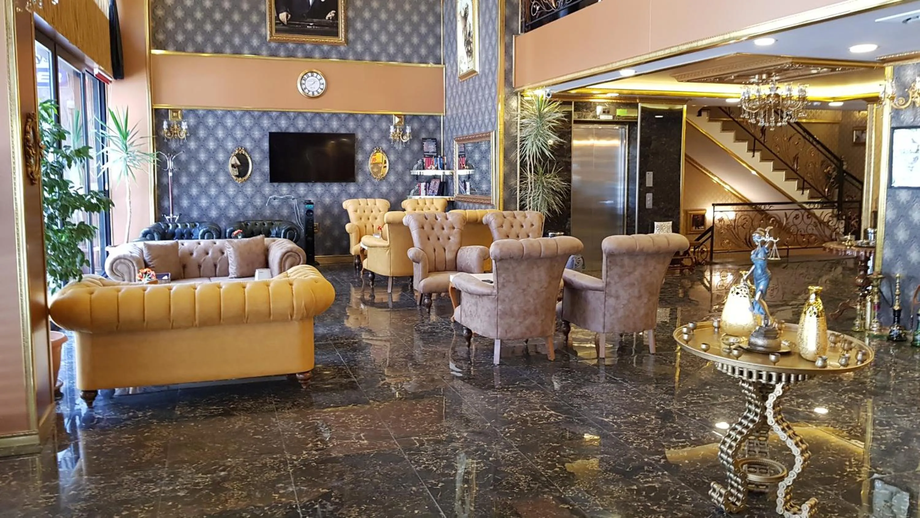 Lobby or reception in Savona Otel Sivas