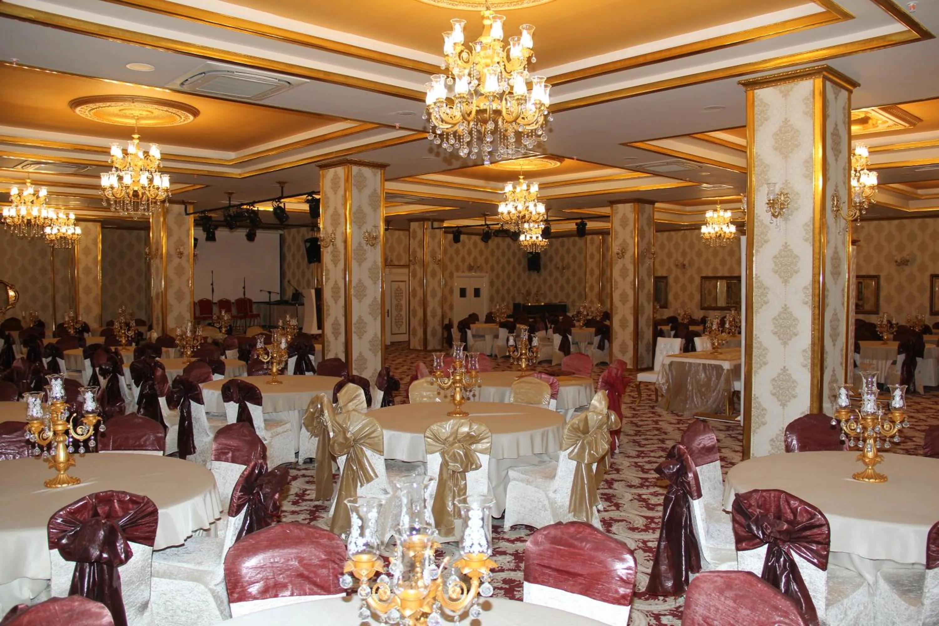 Restaurant/places to eat in Savona Otel Sivas