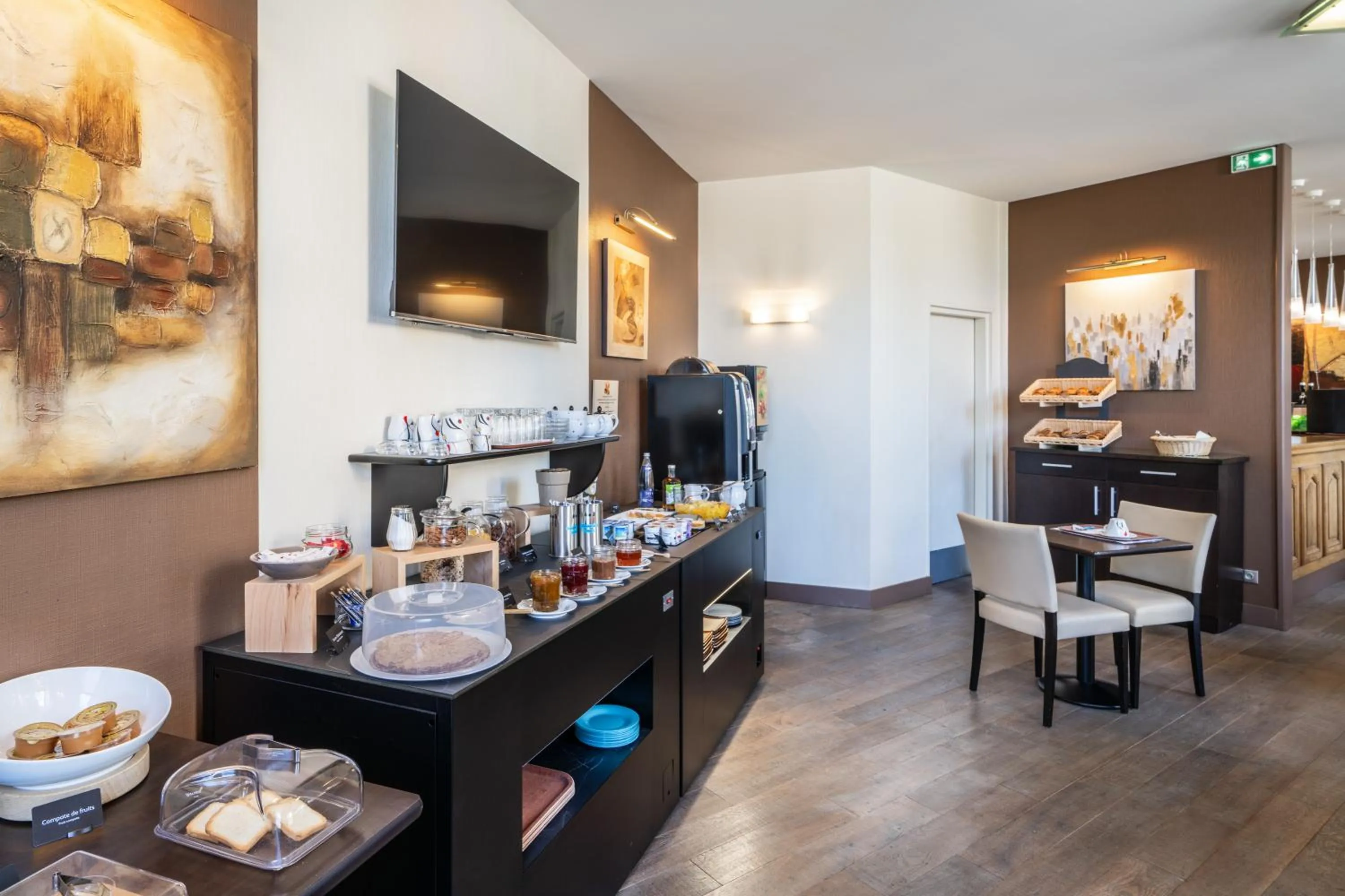 Breakfast in Hotel des Ducs