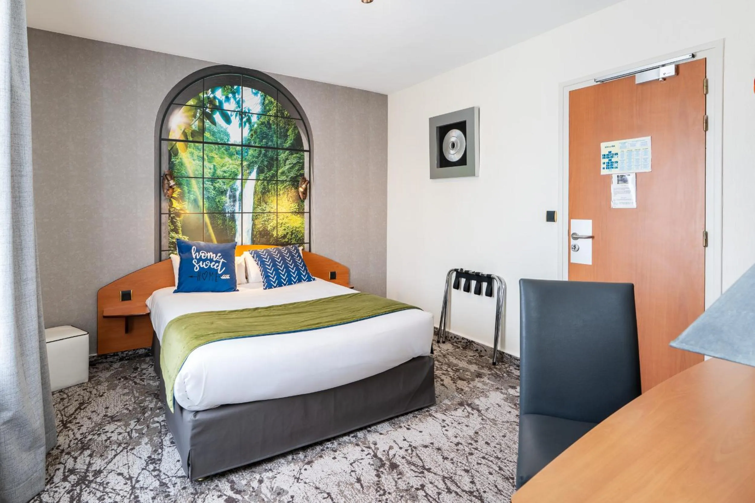 Bedroom, Bed in Hotel des Ducs