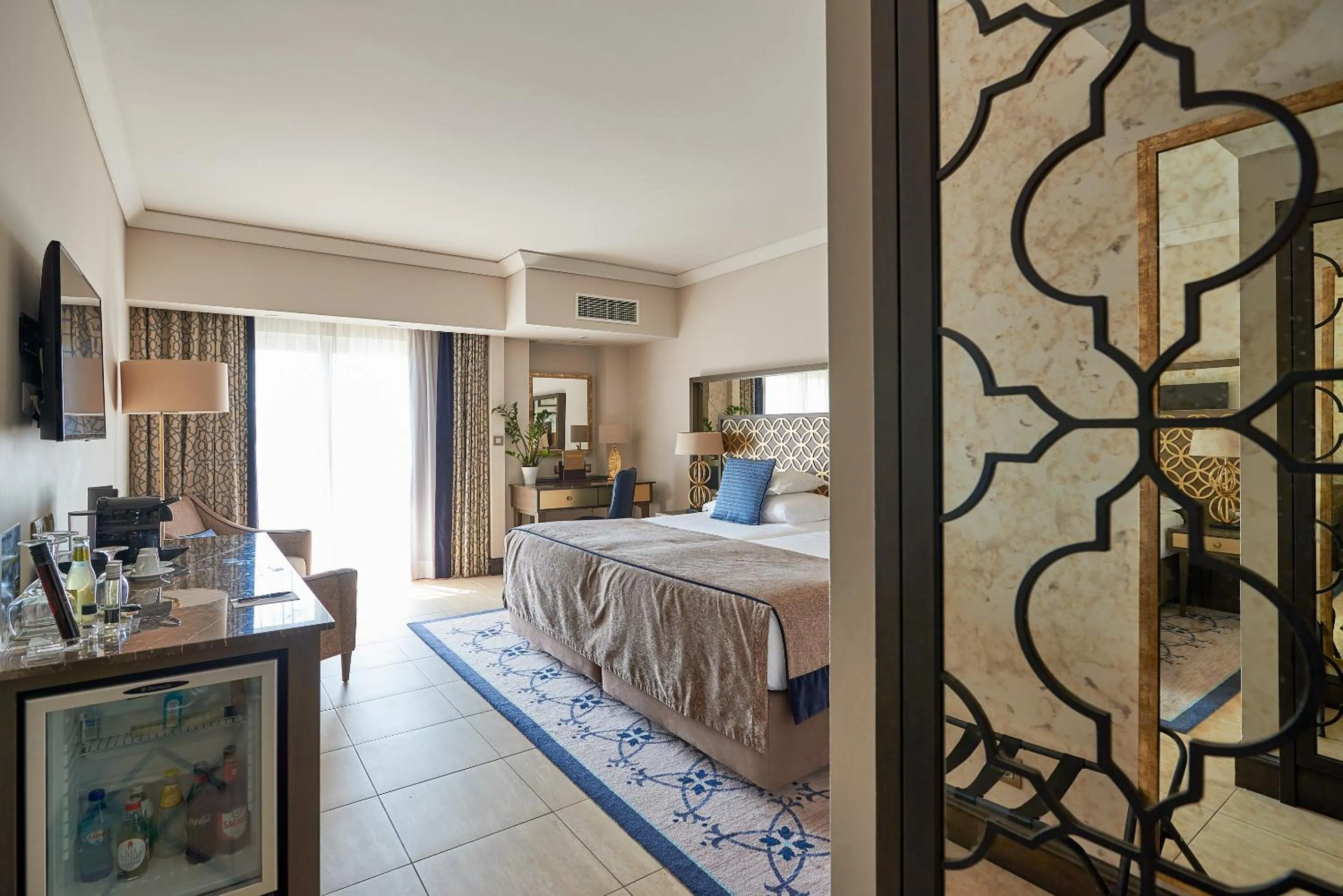 Bedroom, Bed in Dona Filipa Hotel