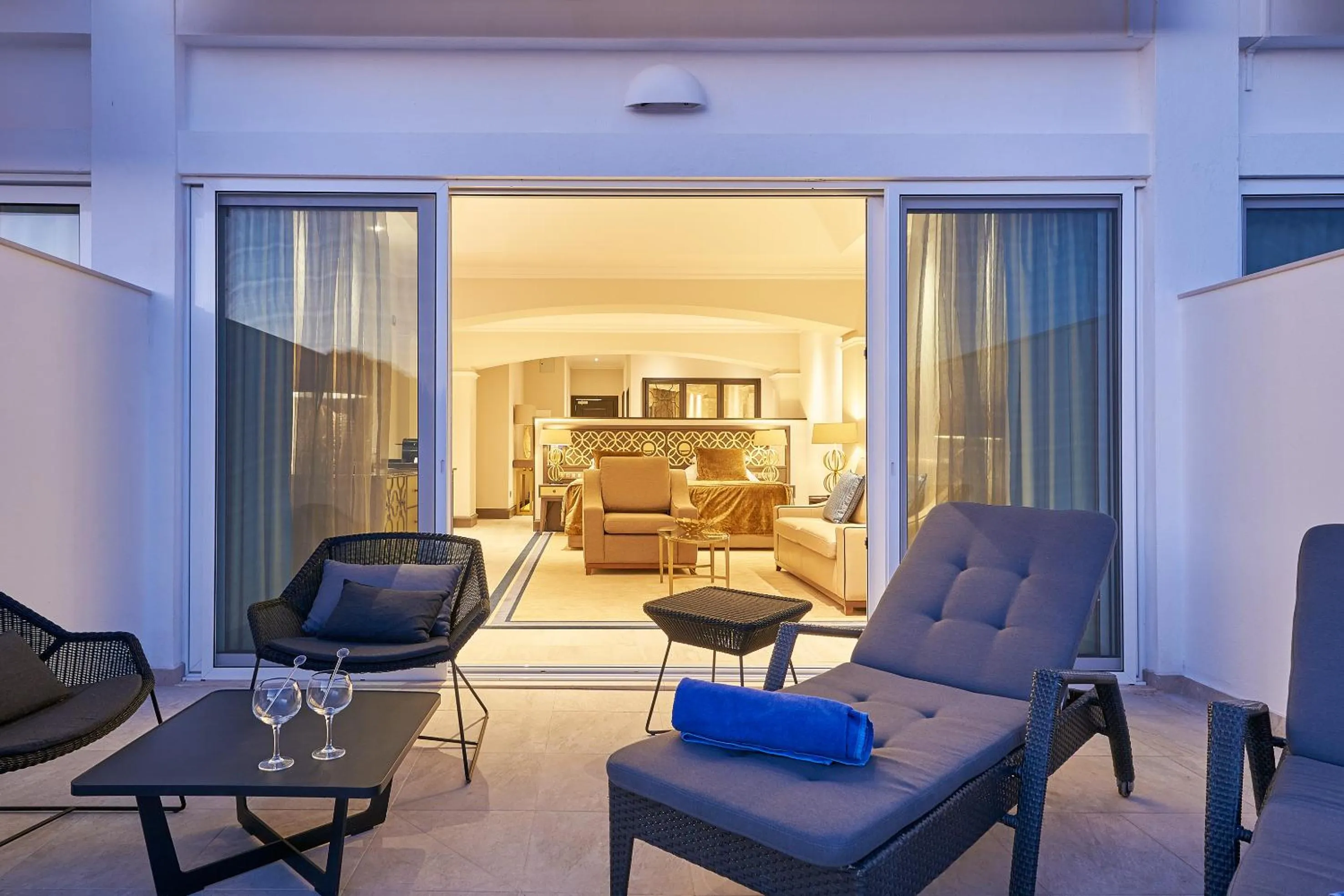 Balcony/Terrace in Dona Filipa Hotel