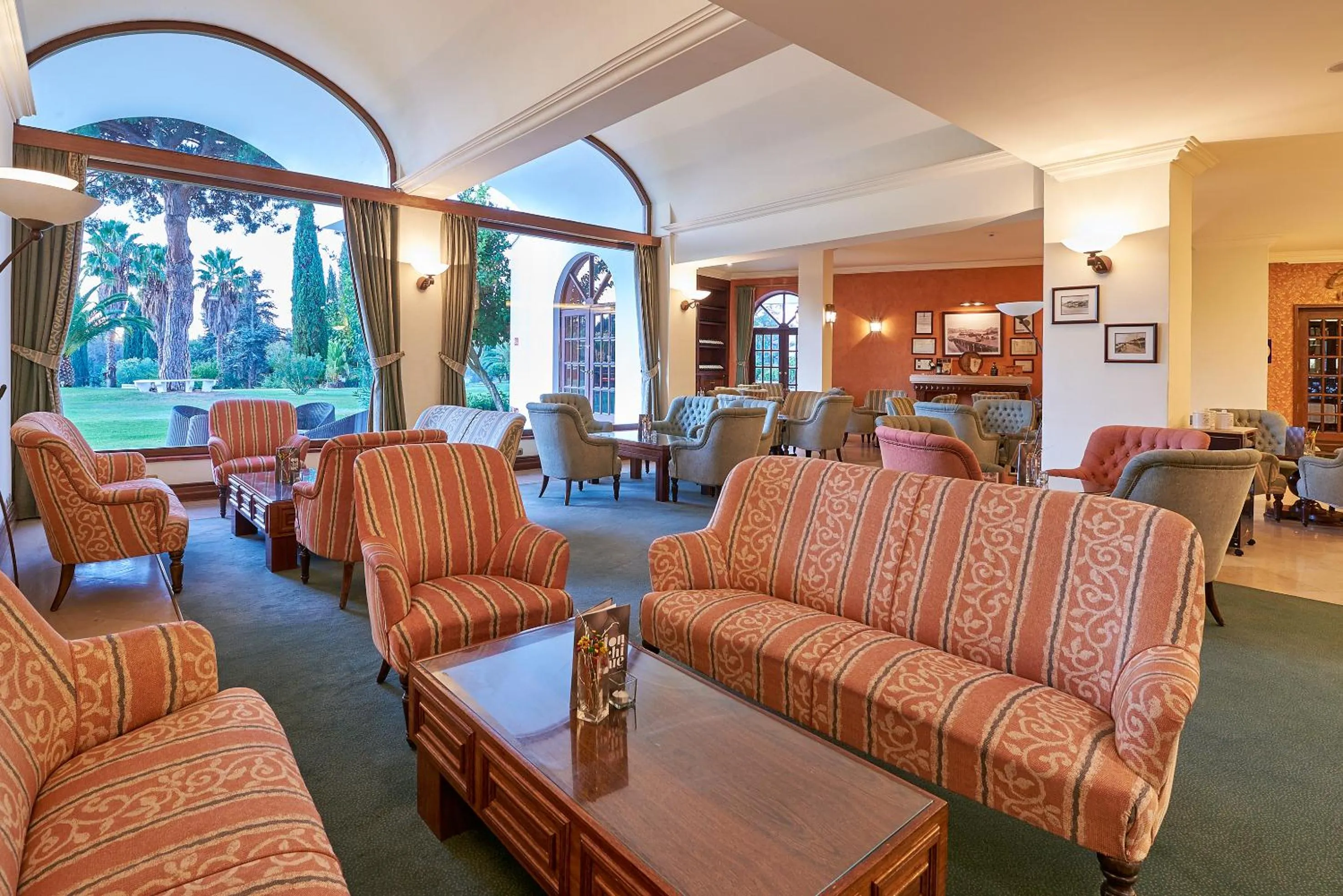 Lounge or bar in Penina Hotel & Golf Resort