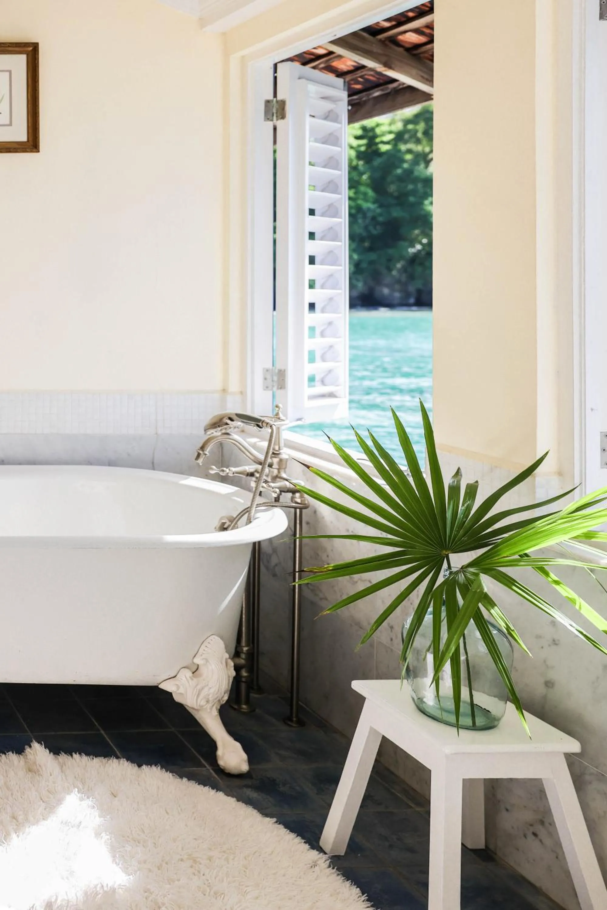 Bath, Bed in Jamaica Inn