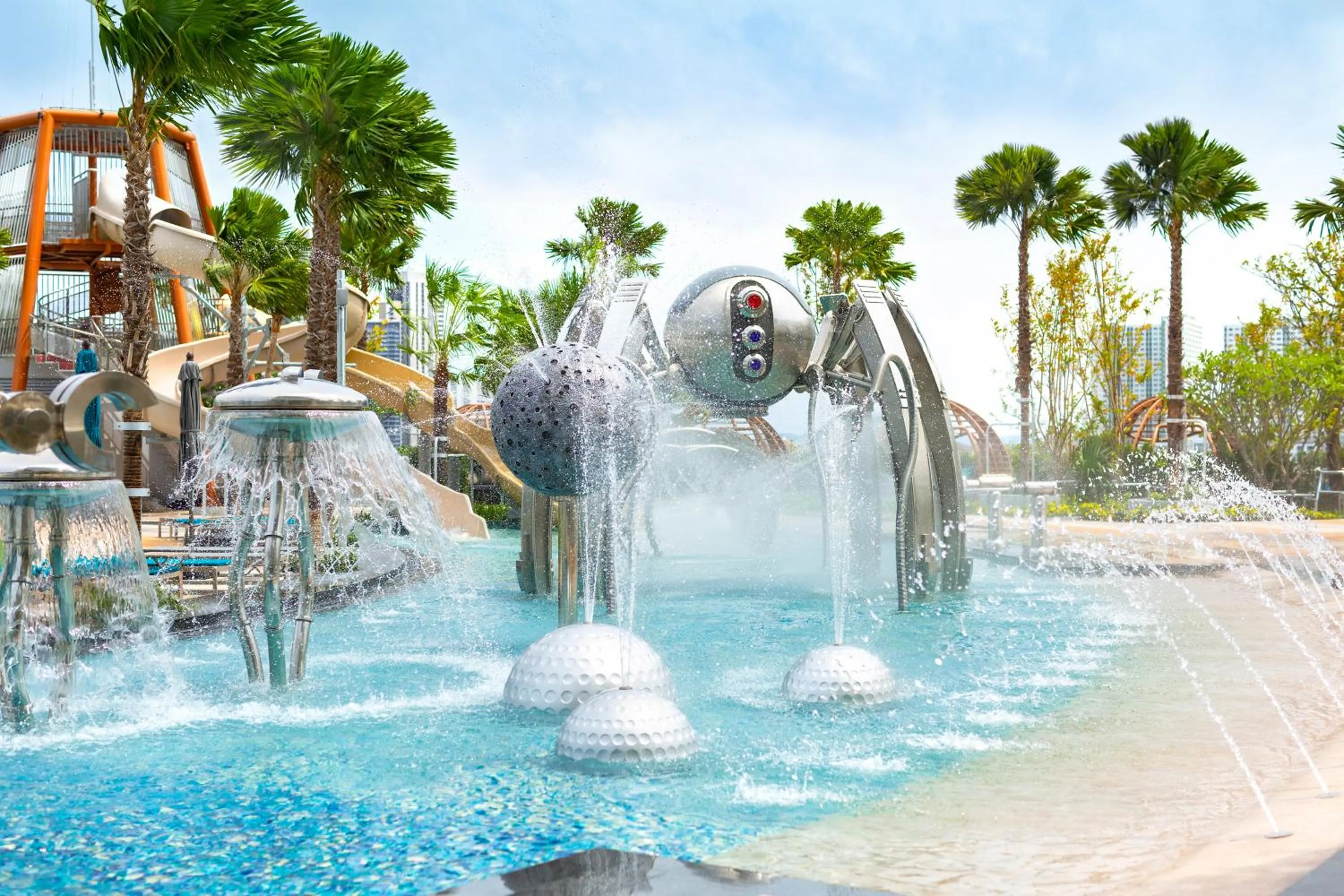 Aqua park in Grande Centre Point Pattaya