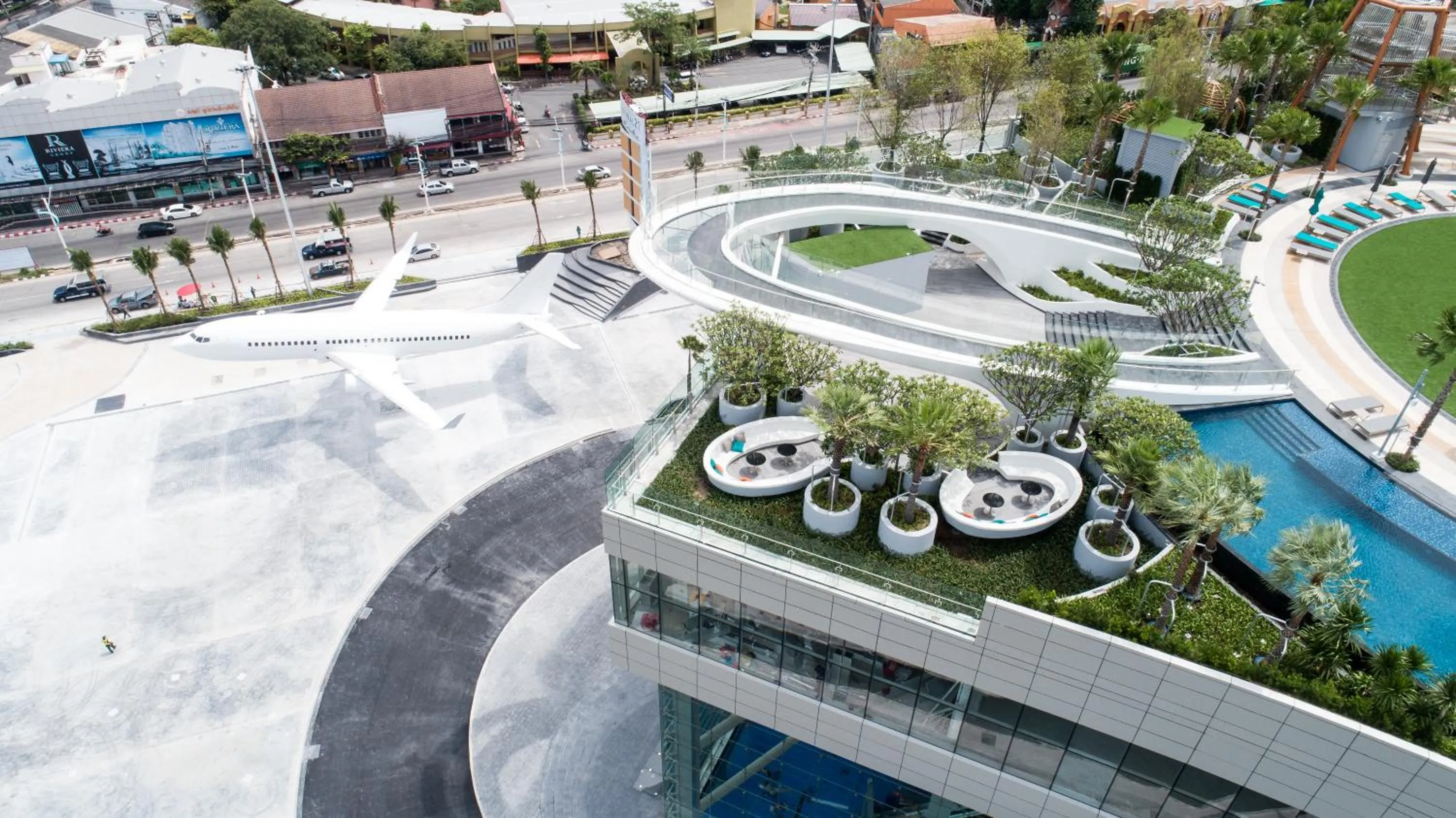 Property building in Grande Centre Point Pattaya