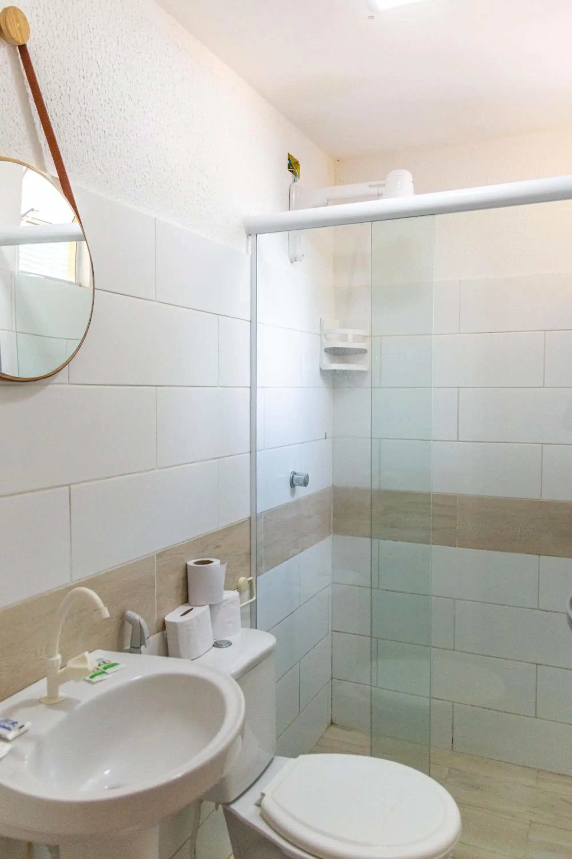 Standard Quadruple Room in Pousada La Bella Luna Standard Quadruple Room in Pousada La Bella Luna