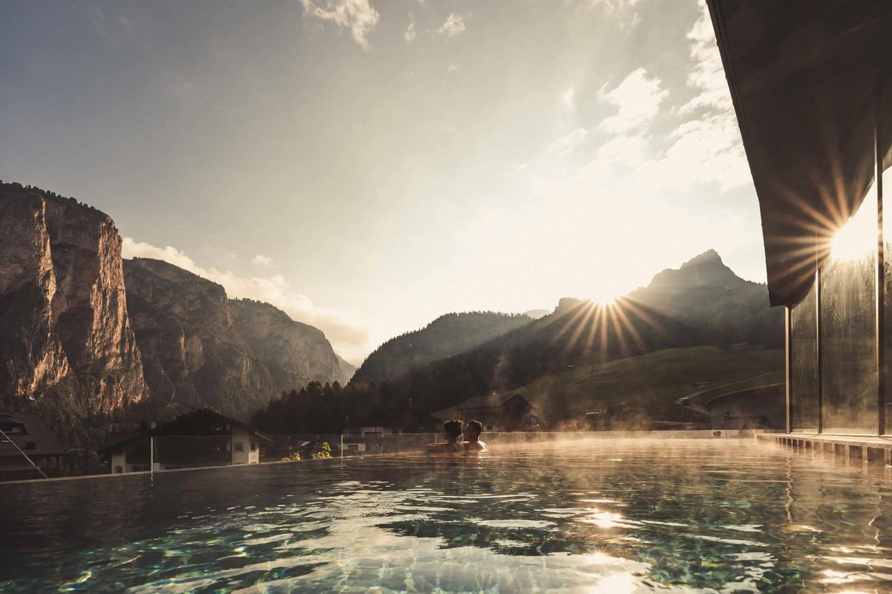 Mountain view in Hotel Continental Dolomites