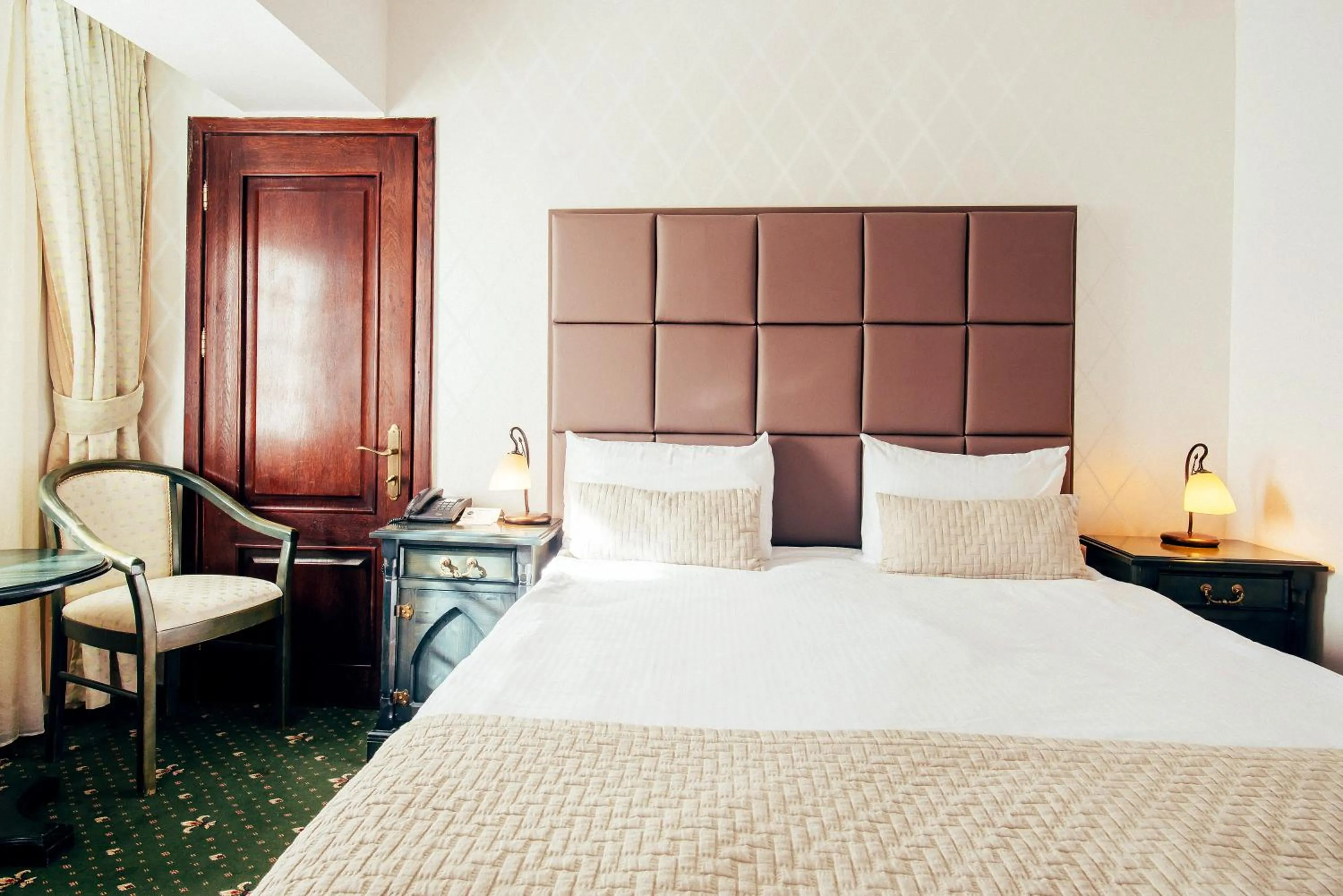 Bed in Hotel Best Western Bucovina