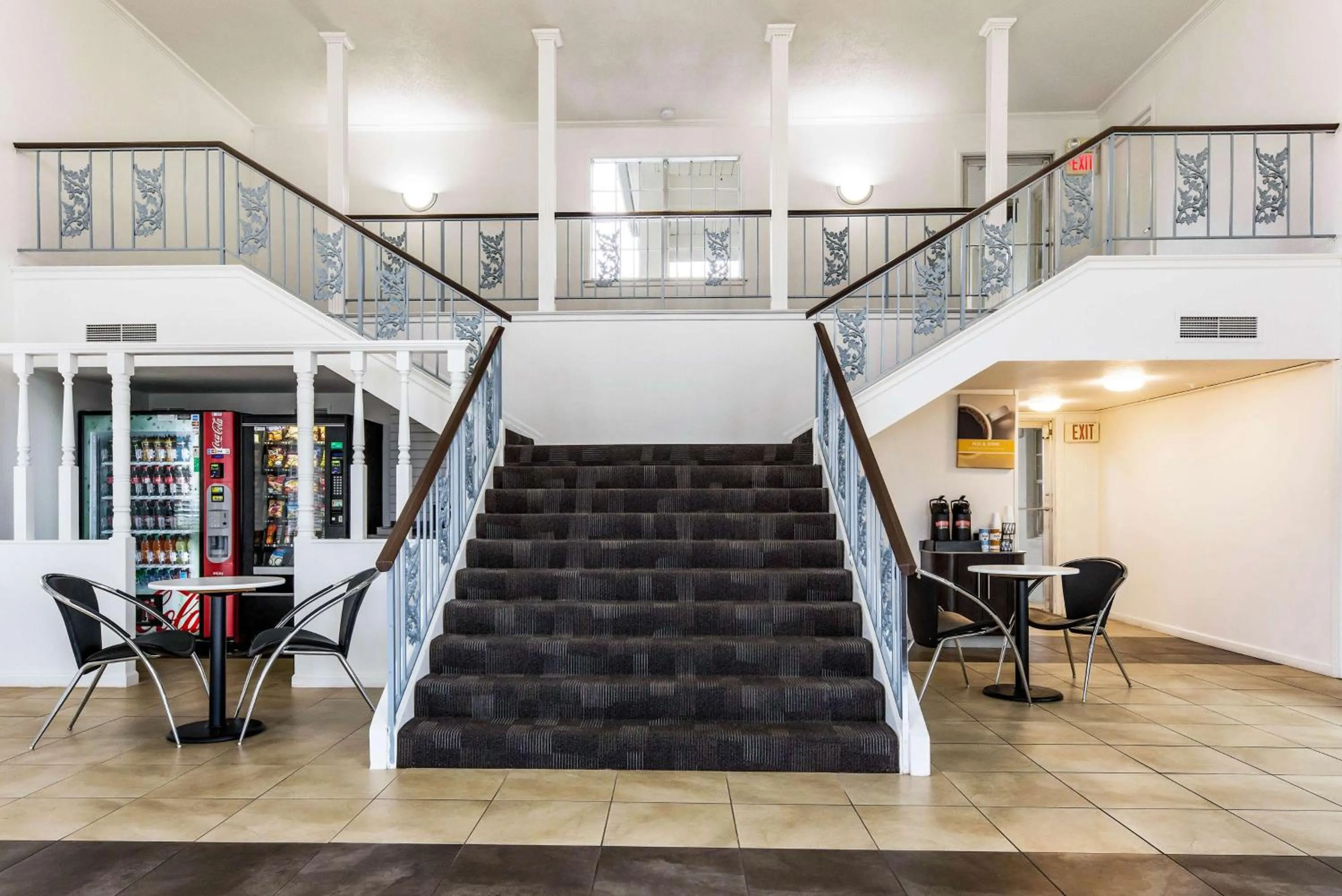 Lobby or reception in Studio 6-Alexandria, LA