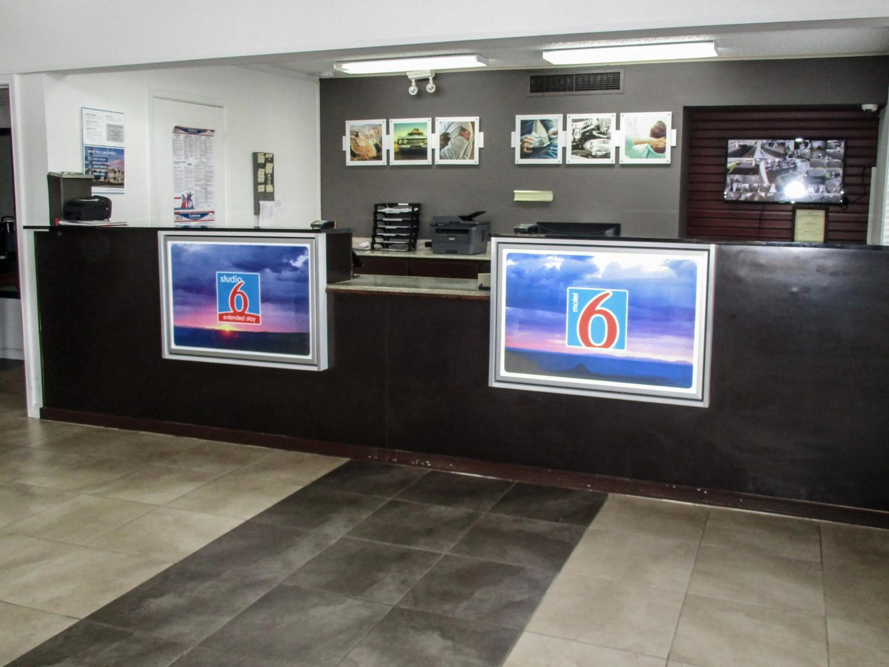 Lobby or reception in Studio 6-Alexandria, LA