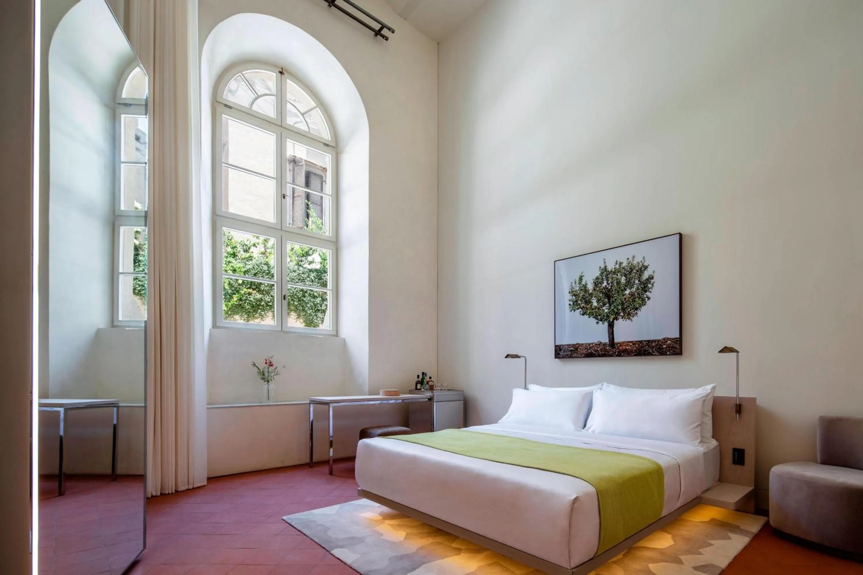 Photo of the whole room, Bed in The Jaffa - Fattal Limited Edition